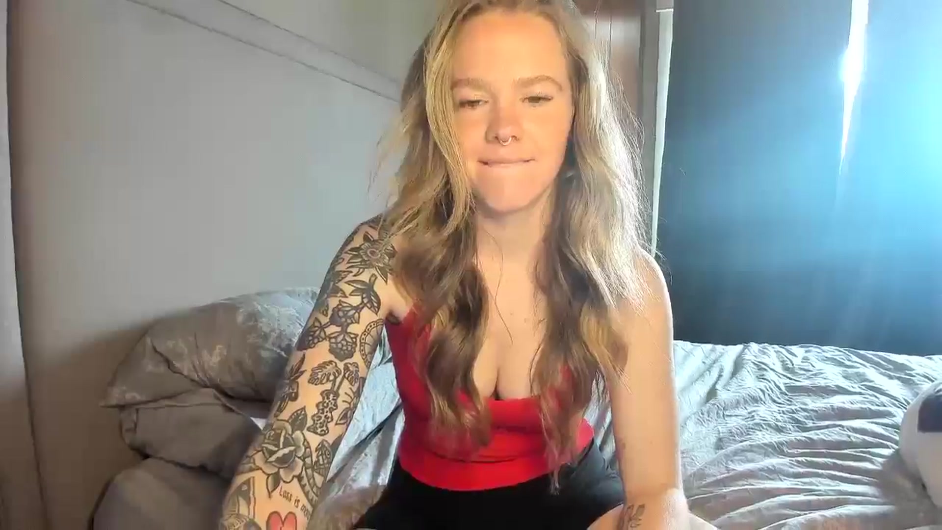 Gallery image thumbnail from Sasssykassy's myfreecams stream on, 12/22/2024, 20:14 image 16 of 20
