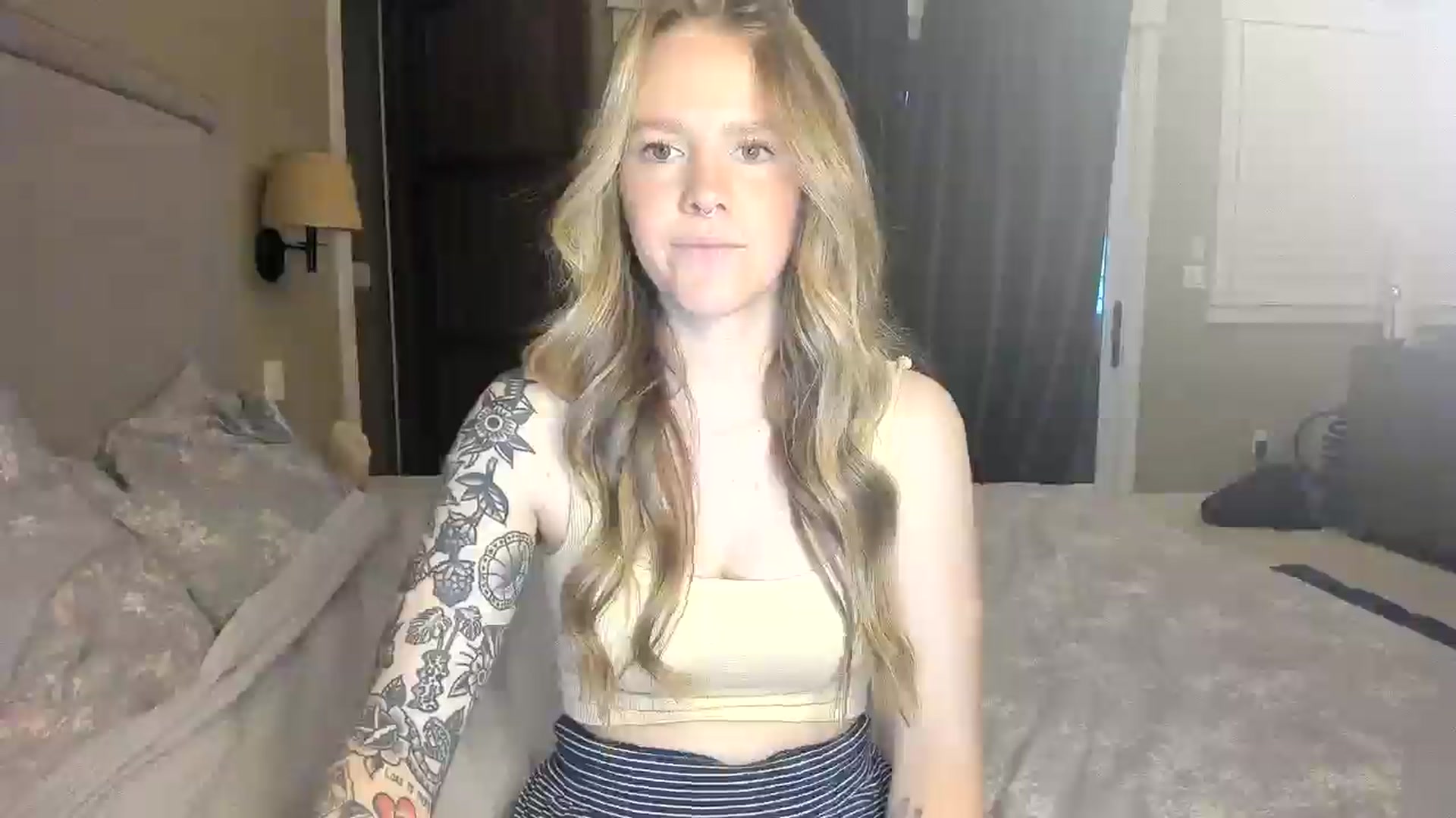 Gallery image thumbnail from Sasssykassy's myfreecams stream on, 12/24/2024, 01:01 image 20 of 20