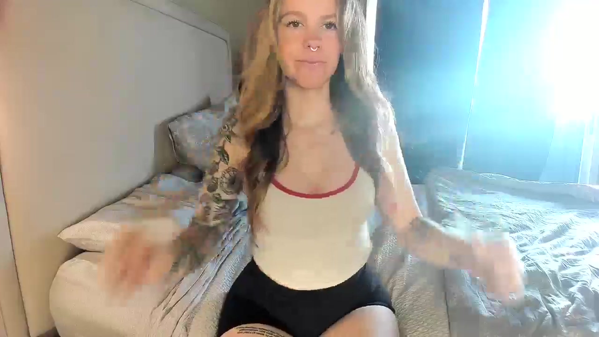 Gallery image thumbnail from Sasssykassy's myfreecams stream on, 12/27/2024, 24:01 image 13 of 20