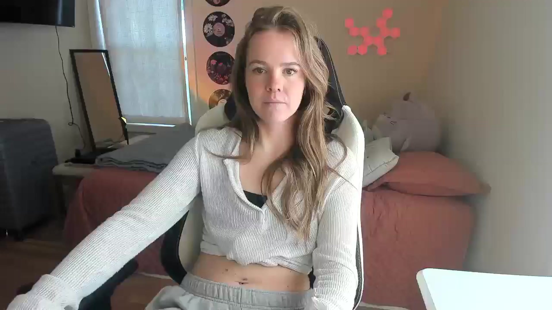 Gallery image thumbnail from Sasssykassy's myfreecams stream on, 01/16/2025, 20:55 image 17 of 20