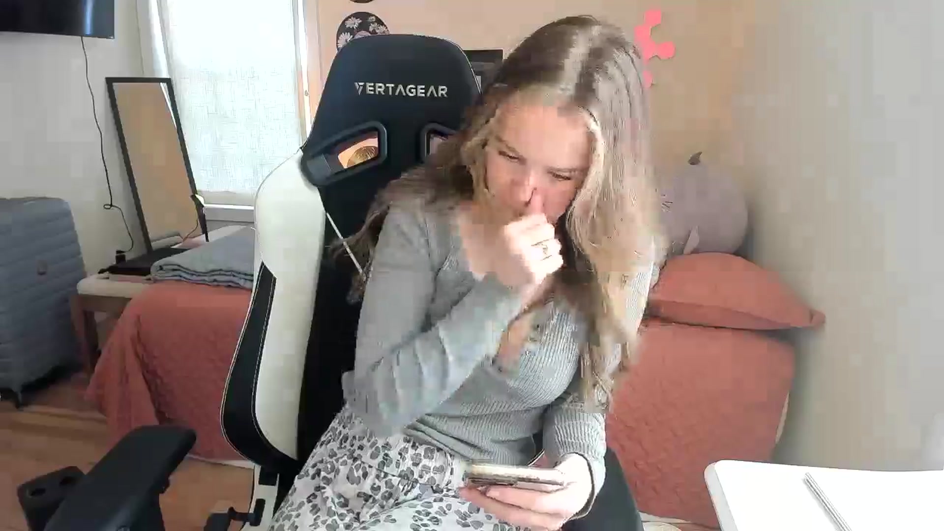 Gallery image thumbnail from Sasssykassy's myfreecams stream on, 01/17/2025, 22:27 image 5 of 20