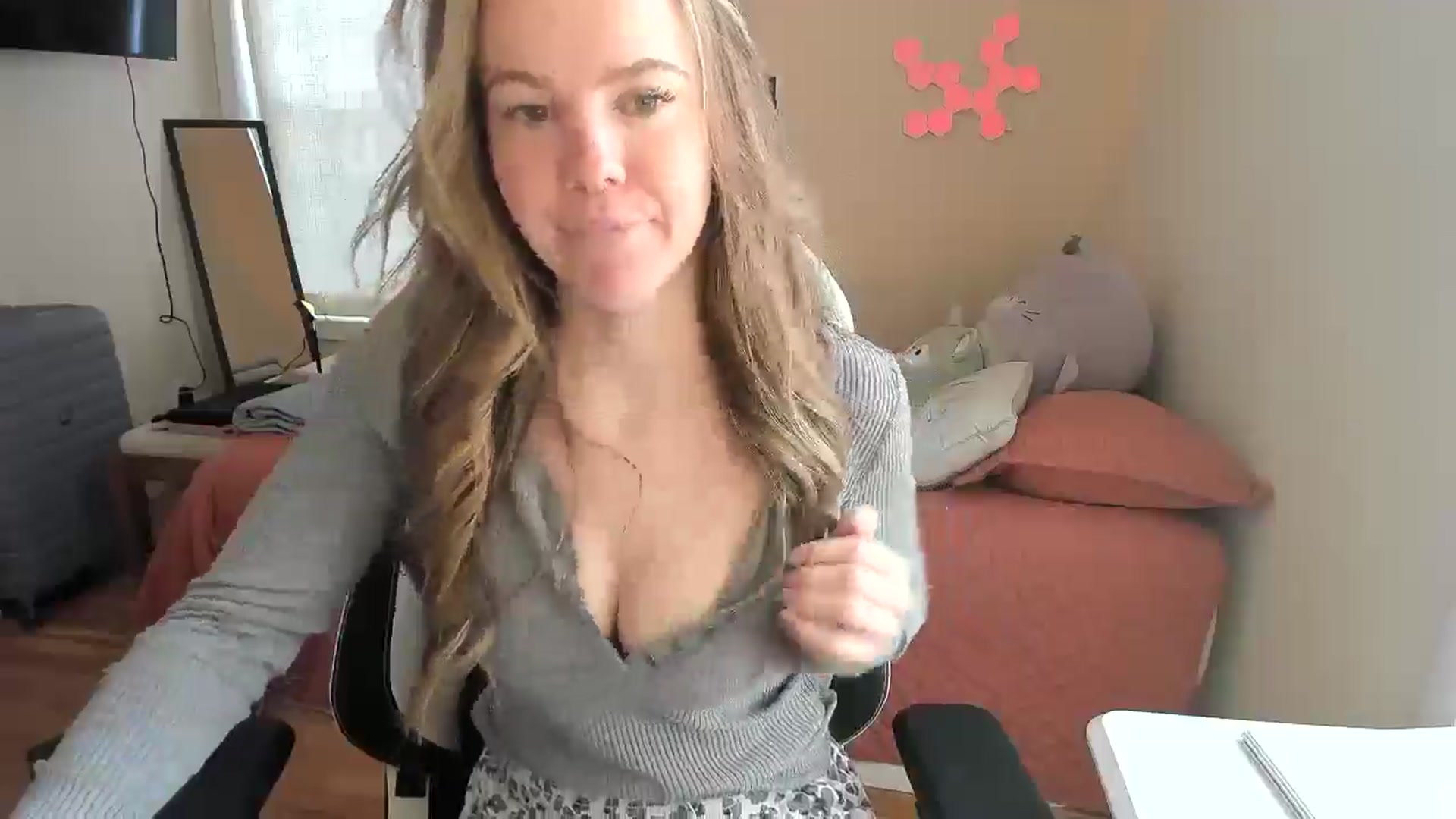 Gallery image thumbnail from Sasssykassy's myfreecams stream on, 01/17/2025, 22:27 image 6 of 20