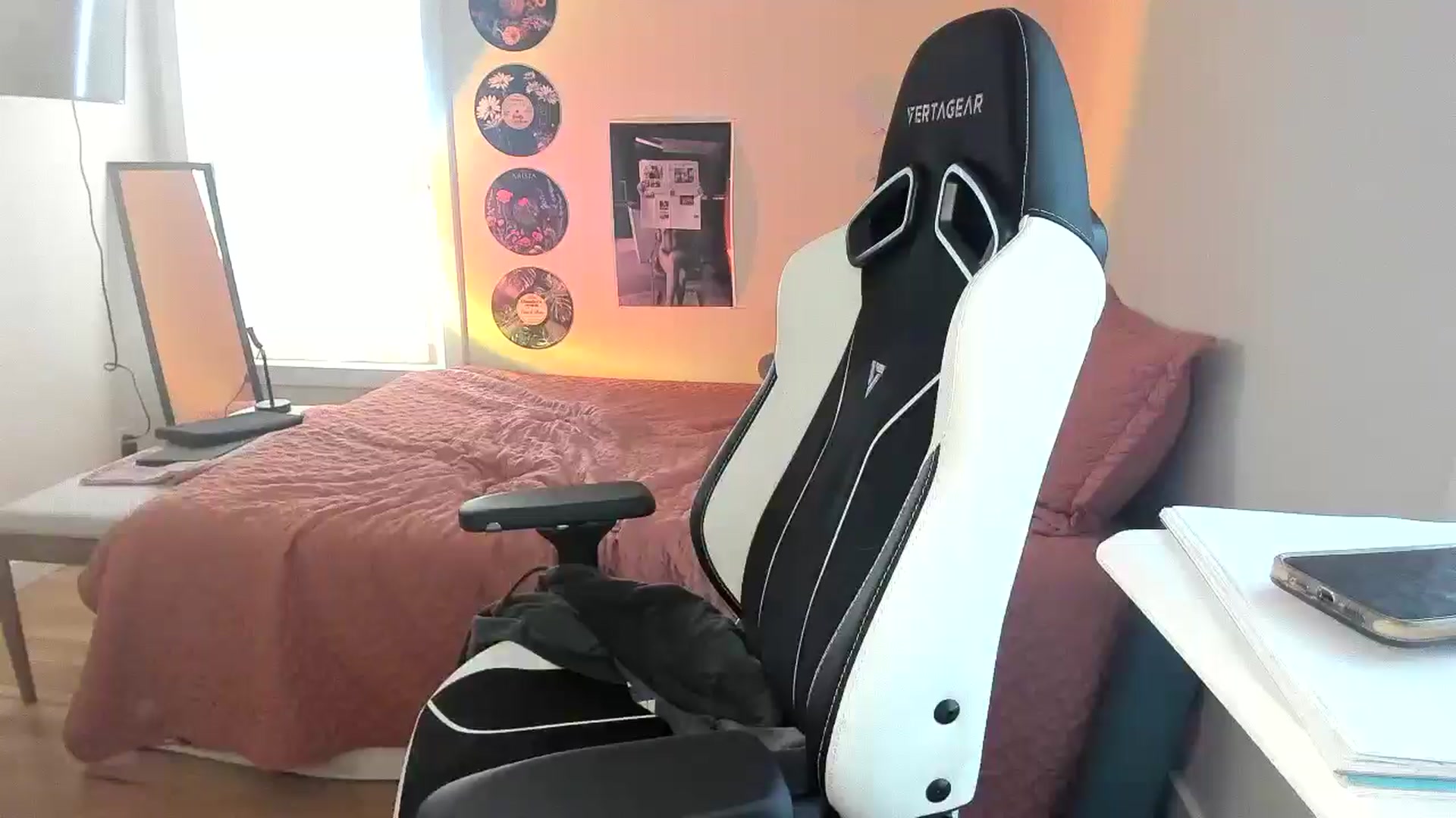 Gallery image thumbnail from Sasssykassy's myfreecams stream on, 01/27/2025, 23:29 image 2 of 20