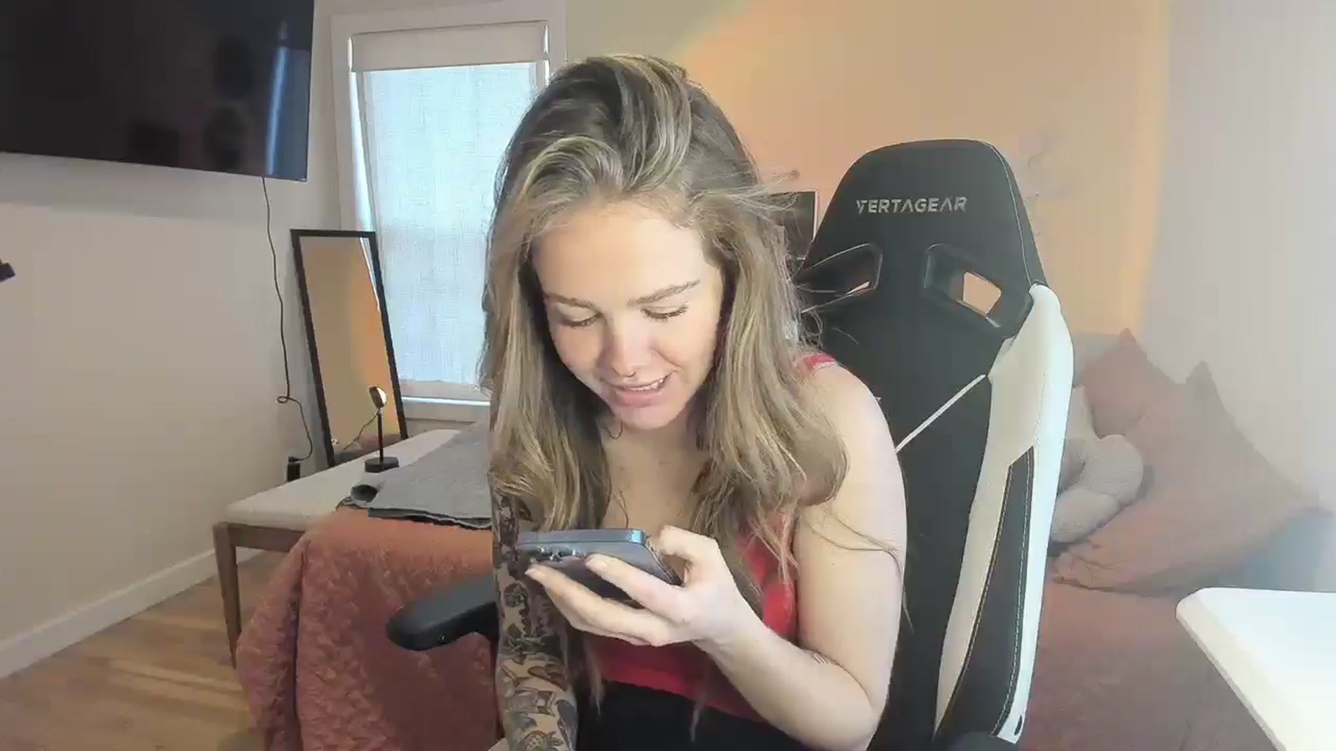 Gallery image thumbnail from Sasssykassy's myfreecams stream on, 02/04/2025, 23:21 image 6 of 20