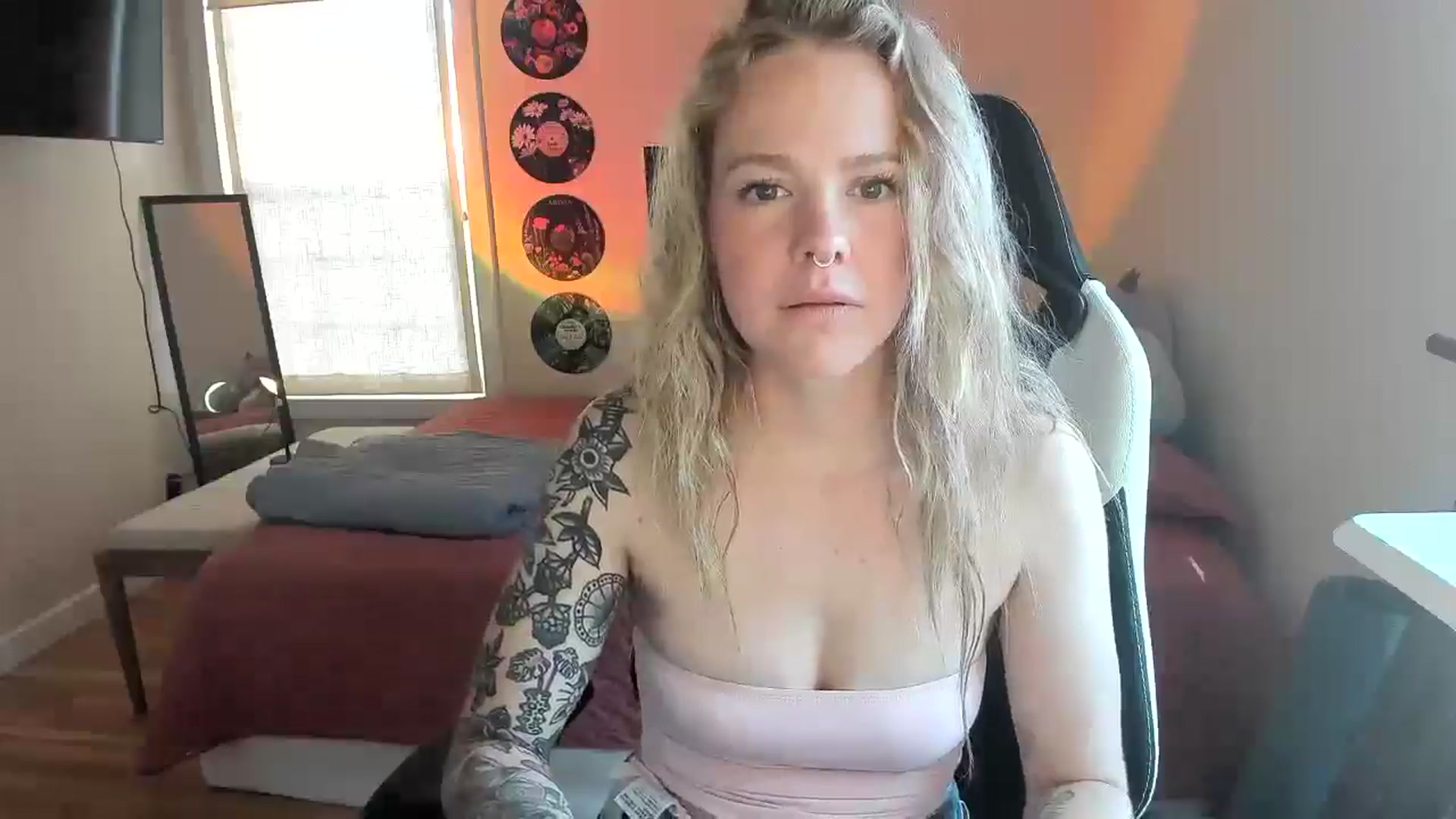 Gallery image thumbnail from Sasssykassy's myfreecams stream on, 03/24/2025, 01:21 image 9 of 20