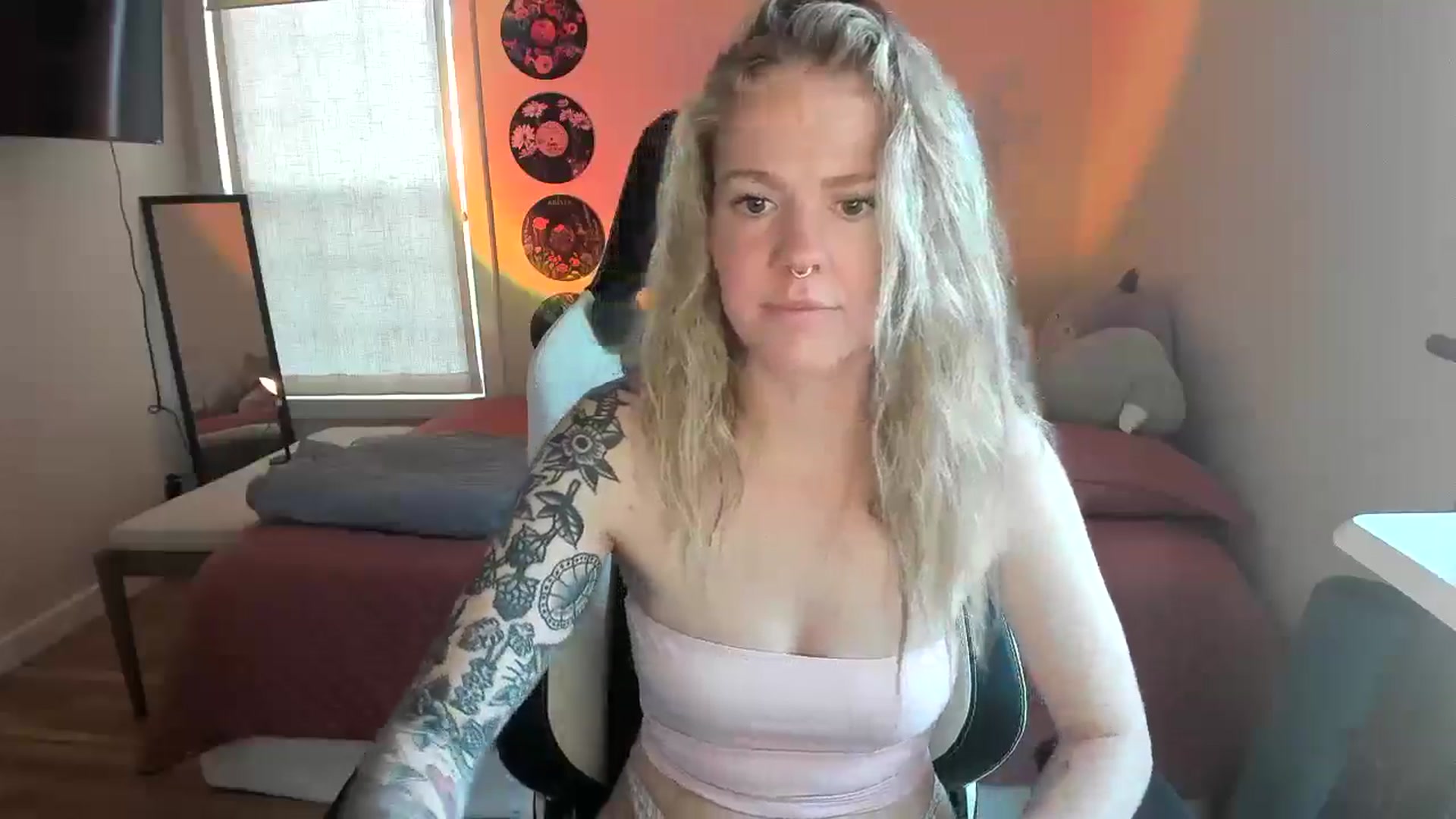 Gallery image thumbnail from Sasssykassy's myfreecams stream on, 03/24/2025, 01:21 image 13 of 20
