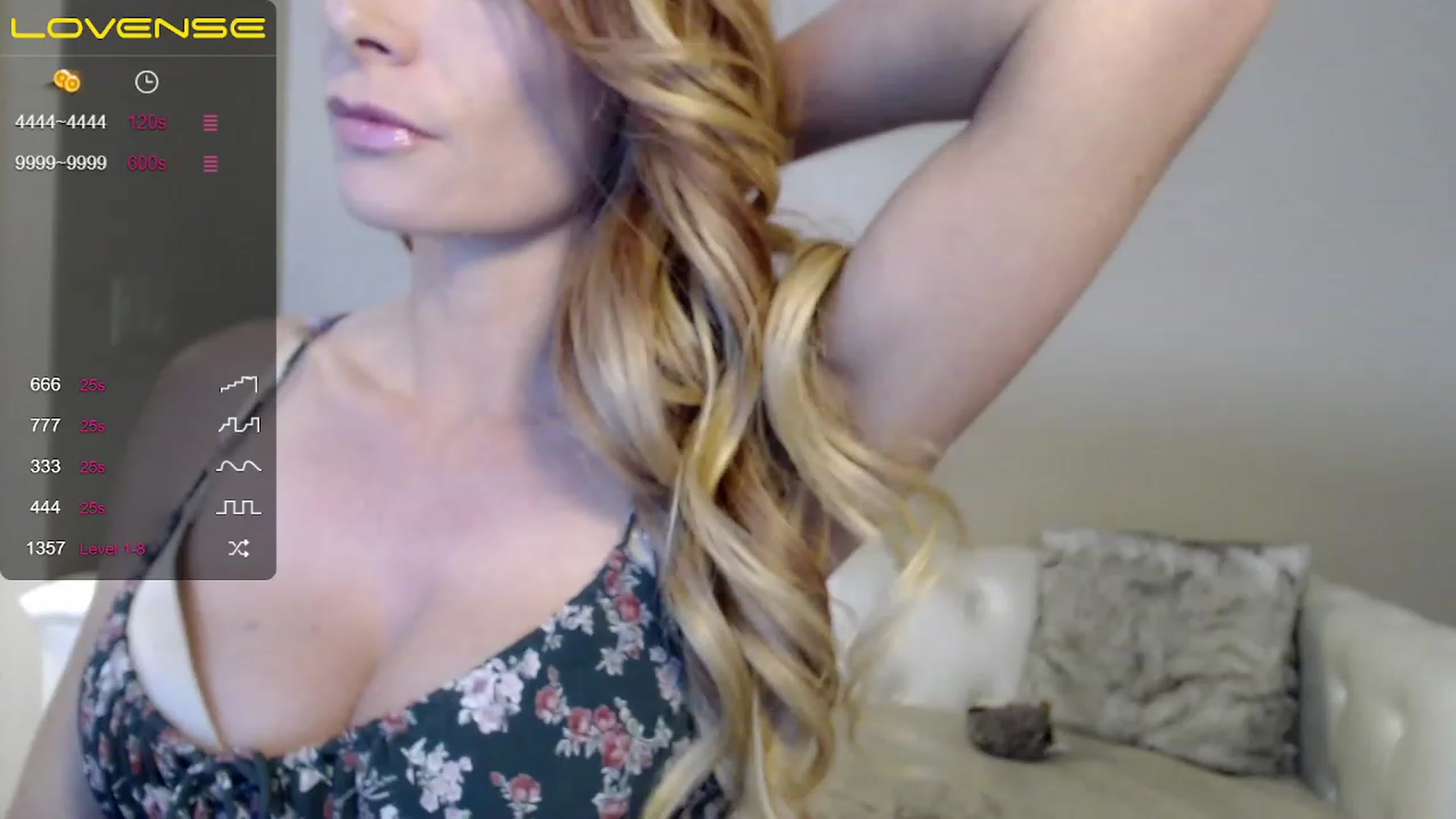 Gallery image thumbnail from SassyAF's myfreecams stream on, 12/10/2022, 09:34 image 20 of 20