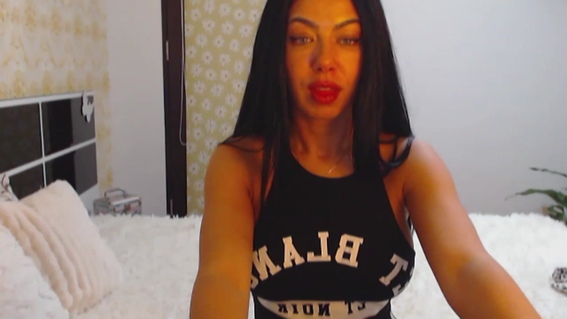 Gallery image thumbnail from SassyAlicee's myfreecams stream on, 11/21/2022, 20:50 image 10 of 20