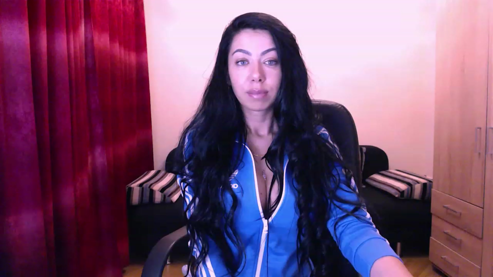 Gallery image thumbnail from SassyAlicee's myfreecams stream on, 04/27/2023, 23:06 image 12 of 20