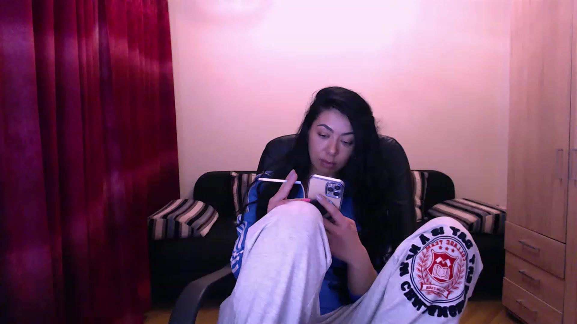 Gallery image thumbnail from SassyAlicee's myfreecams stream on, 04/27/2023, 23:06 image 17 of 20