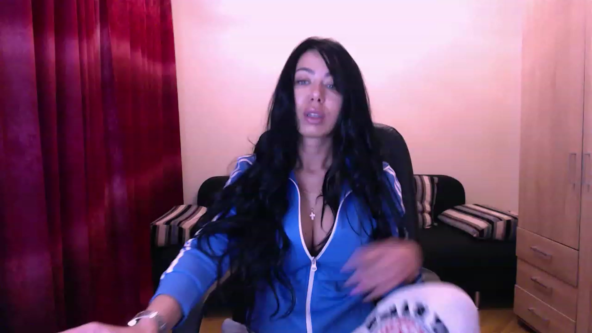 Gallery image thumbnail from SassyAlicee's myfreecams stream on, 04/27/2023, 23:06 image 1 of 20