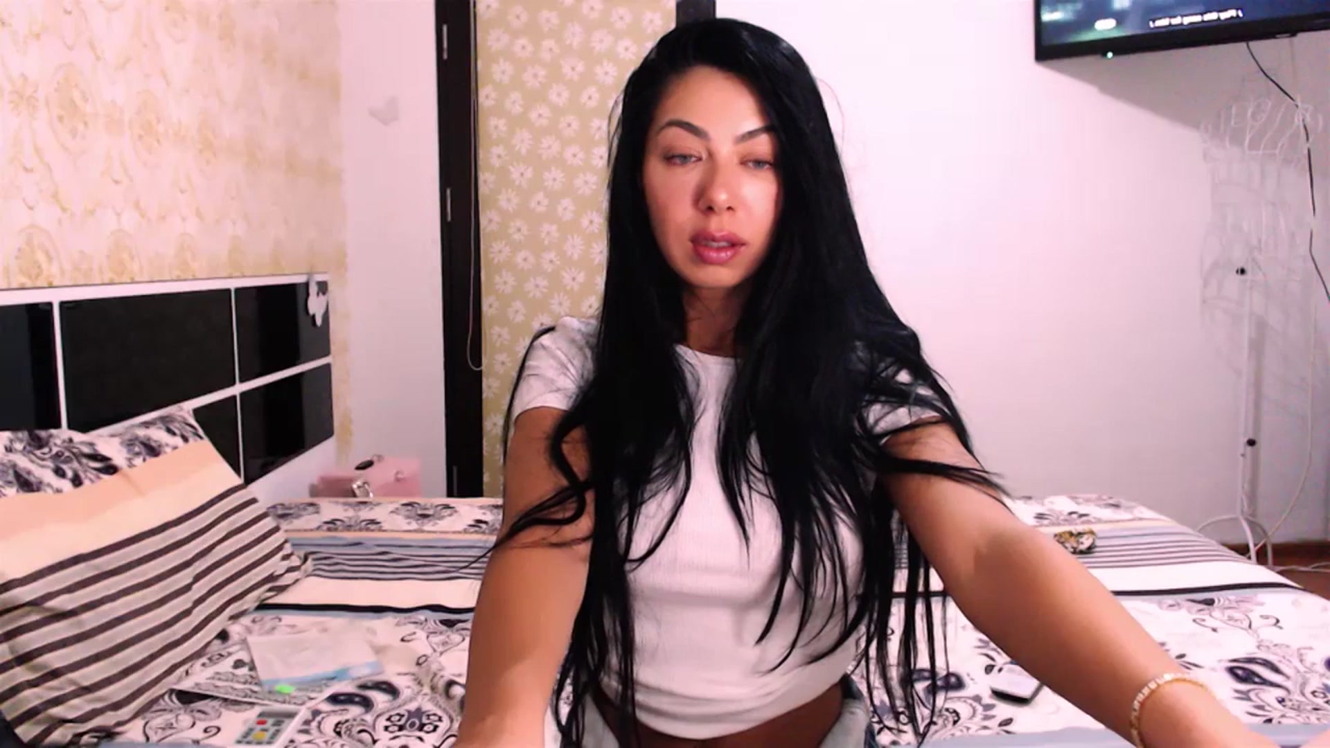 Gallery image thumbnail from SassyAlicee's myfreecams stream on, 07/12/2023, 19:08 image 20 of 20