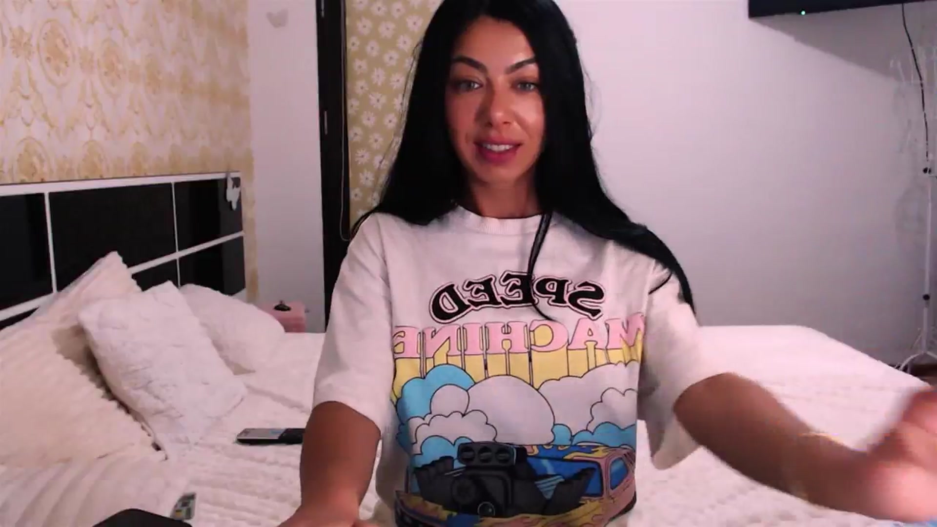 Gallery image thumbnail from SassyAlicee's myfreecams stream on, 07/23/2023, 17:38 image 16 of 20