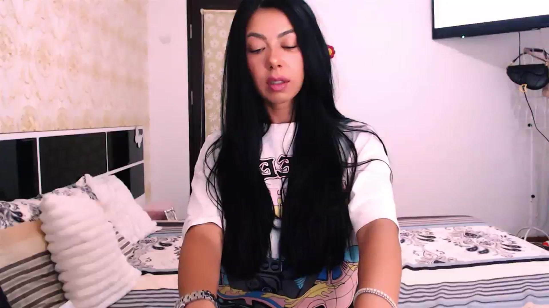 Gallery image thumbnail from SassyAlicee's myfreecams stream on, 08/05/2023, 16:46 image 3 of 20