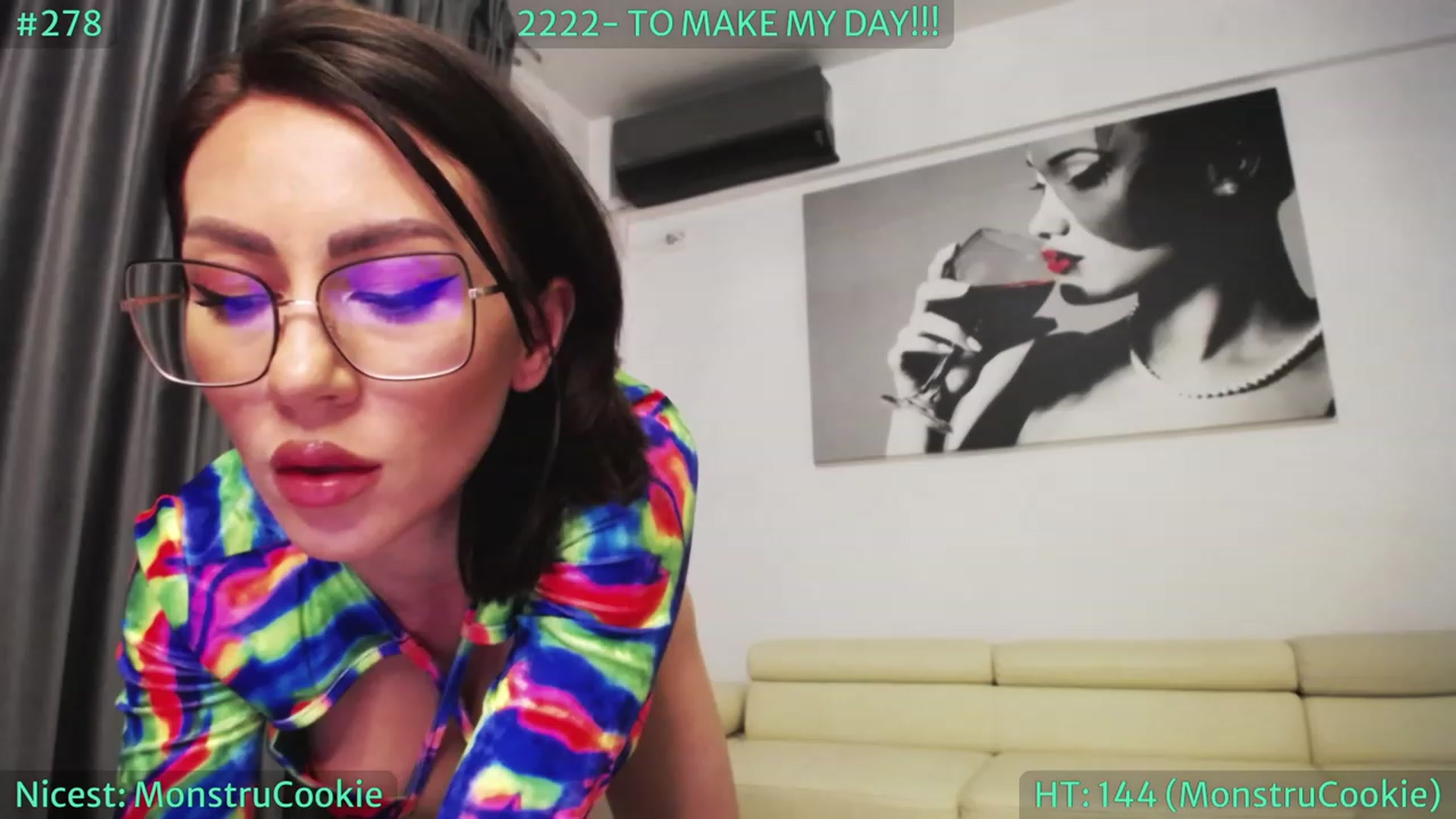 Gallery image thumbnail from SassyCookies's myfreecams stream on, 02/11/2023, 04:23 image 16 of 20
