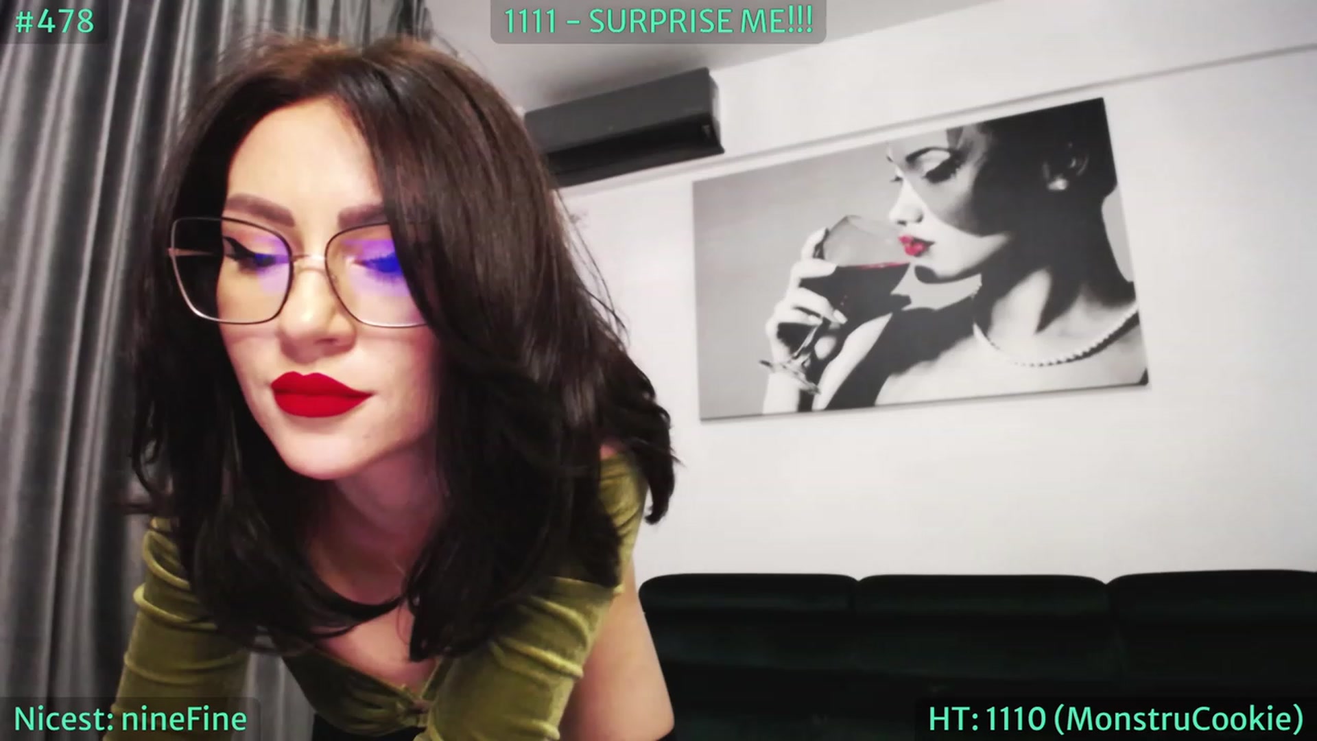 Gallery image thumbnail from SassyCookies's myfreecams stream on, 10/29/2023, 04:36 image 12 of 20