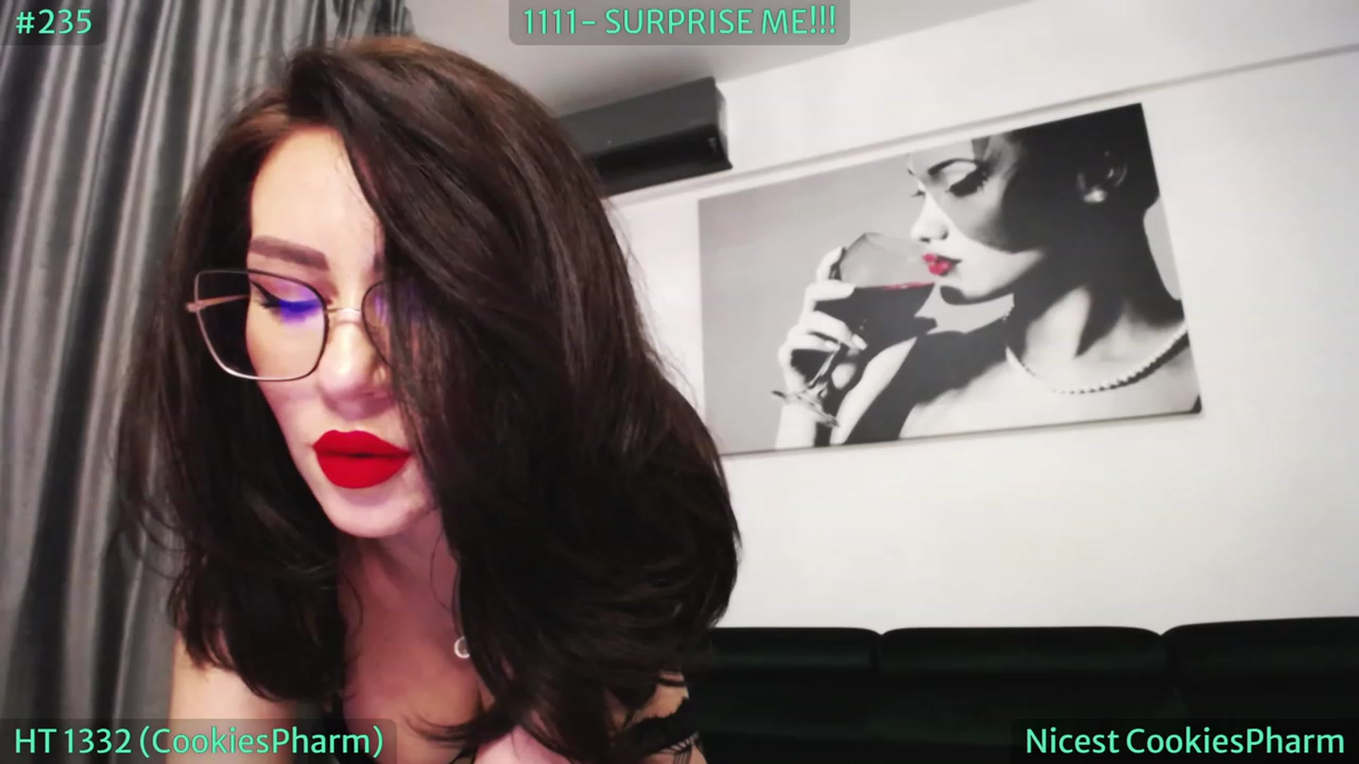 Gallery image thumbnail from SassyCookies's myfreecams stream on, 03/02/2024, 06:27 image 17 of 20