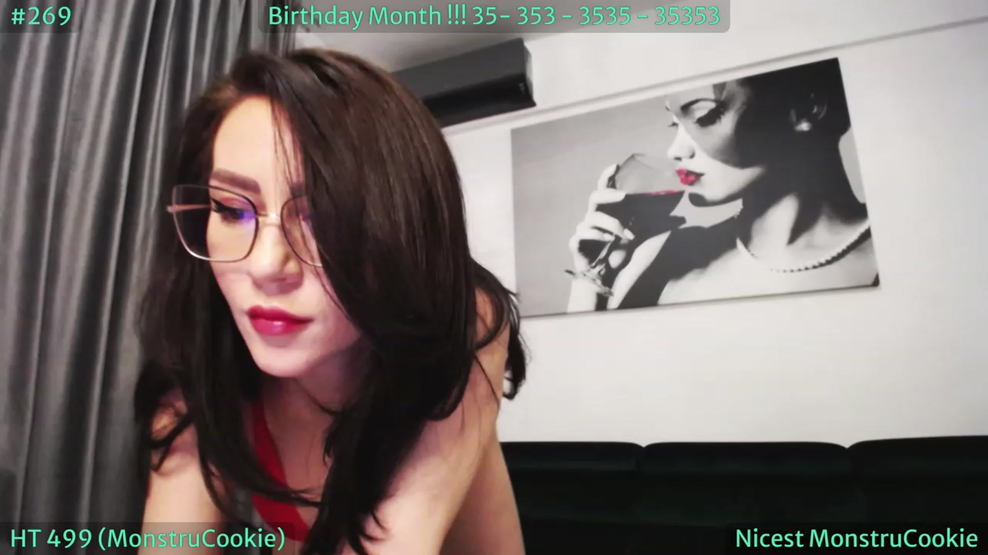 Gallery image thumbnail from SassyCookies's myfreecams stream on, 03/03/2024, 06:37 image 11 of 20