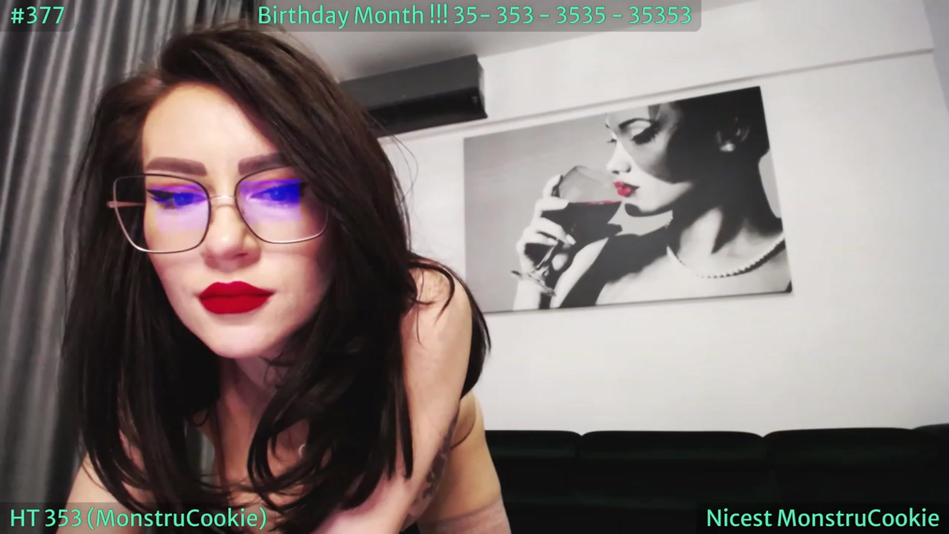 Gallery image thumbnail from SassyCookies's myfreecams stream on, 03/09/2024, 03:40 image 10 of 20