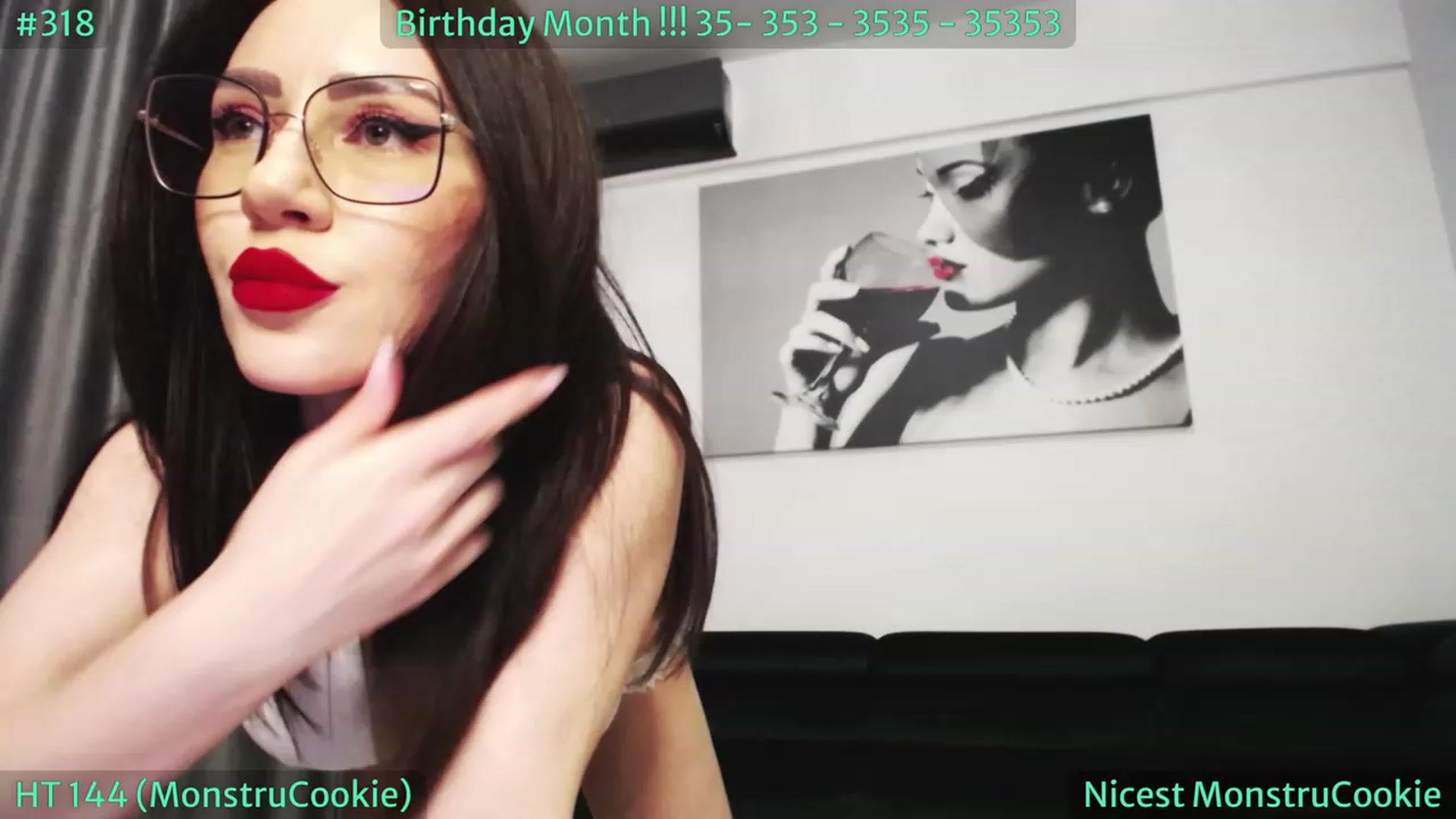Gallery image thumbnail from SassyCookies's myfreecams stream on, 03/13/2024, 03:31 image 10 of 20