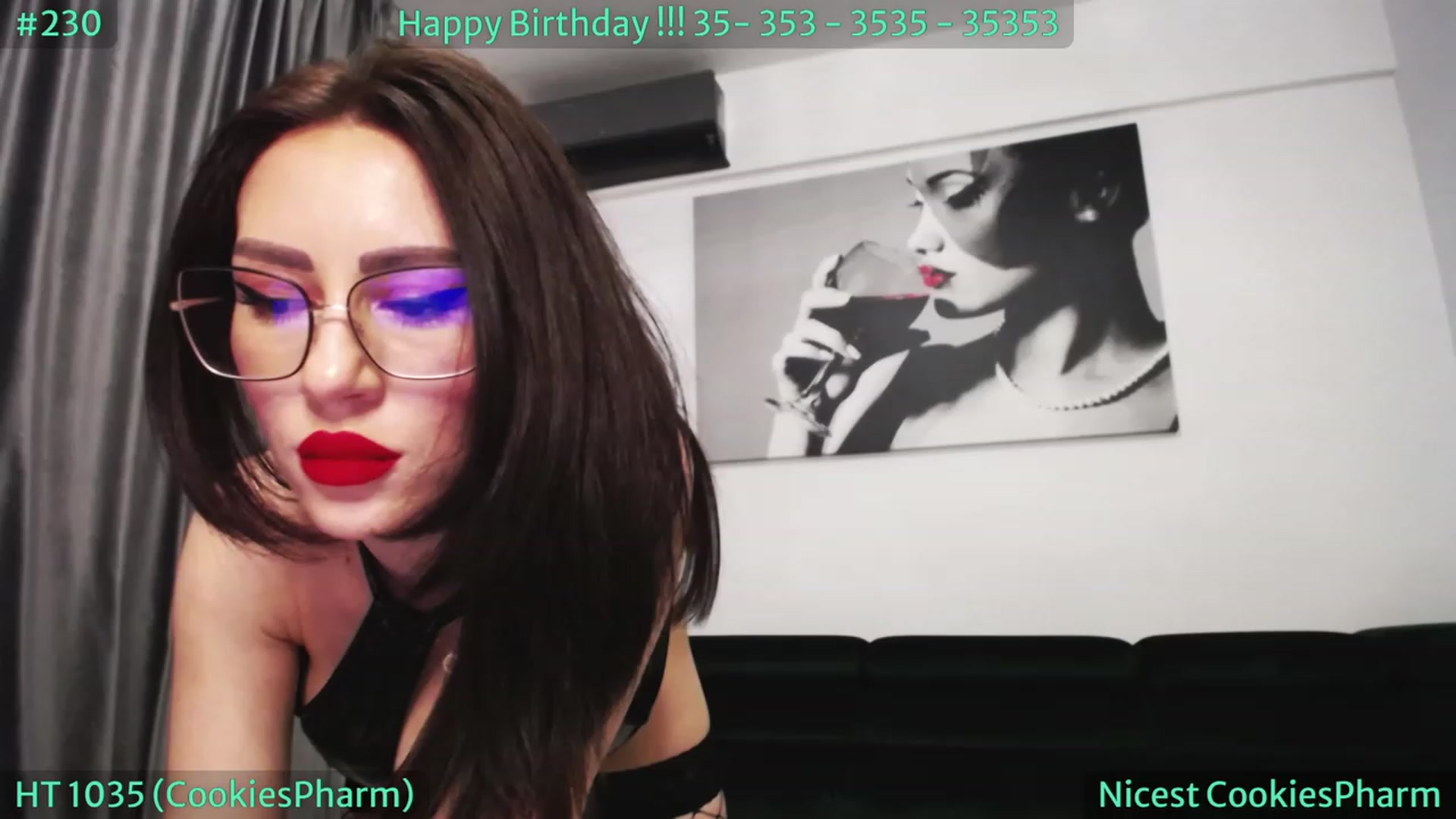 Gallery image thumbnail from SassyCookies's myfreecams stream on, 03/14/2024, 03:12 image 5 of 20
