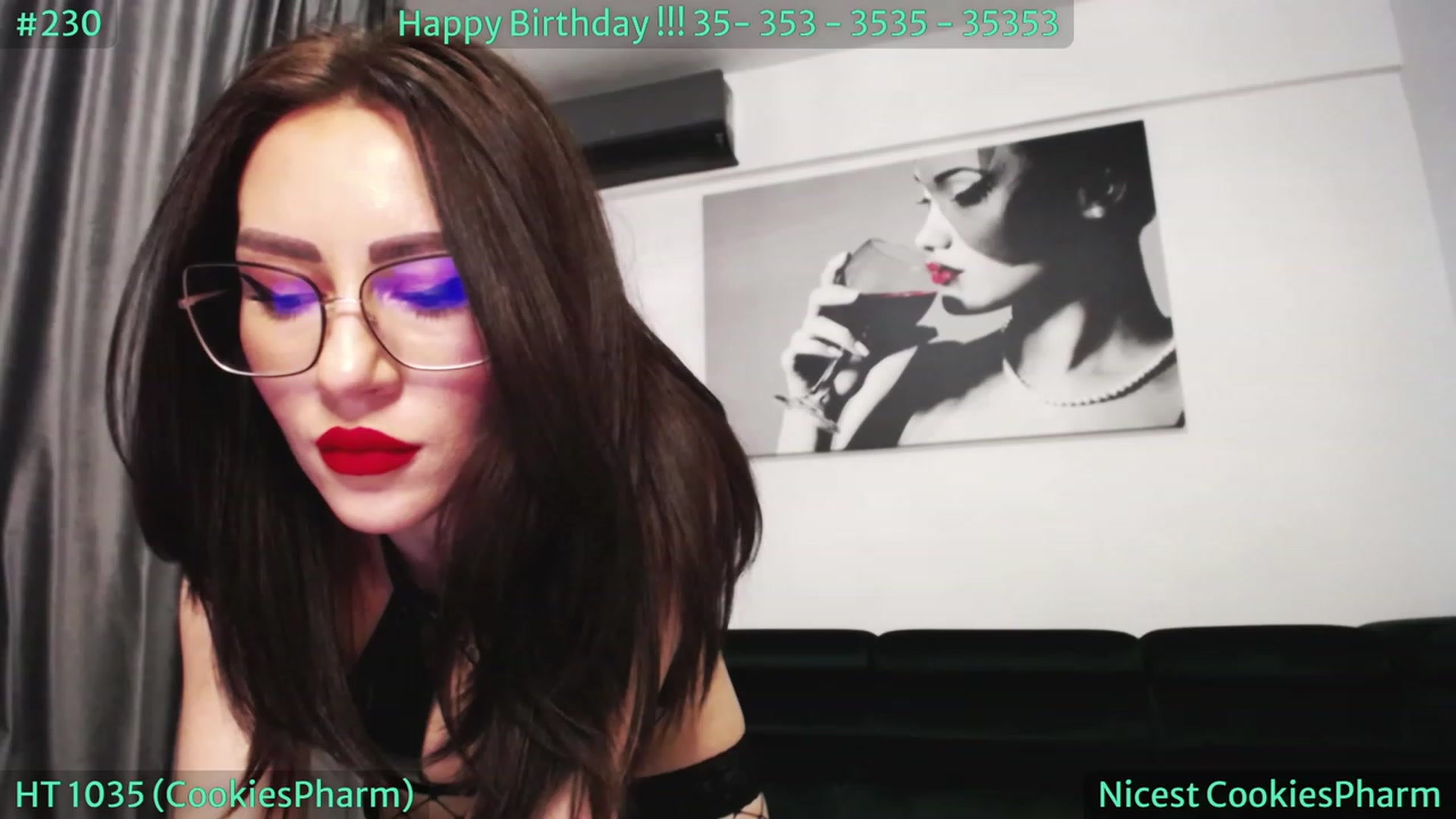 Gallery image thumbnail from SassyCookies's myfreecams stream on, 03/14/2024, 03:12 image 12 of 20