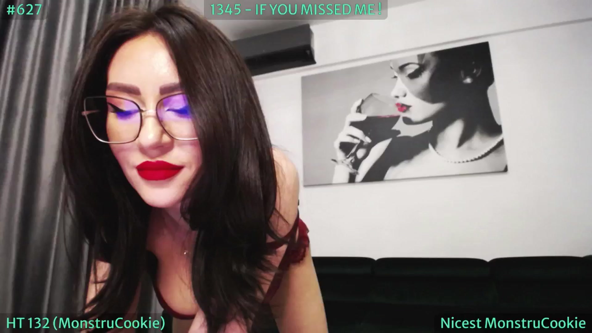 Gallery image thumbnail from SassyCookies's myfreecams stream on, 04/18/2024, 05:27 image 6 of 20