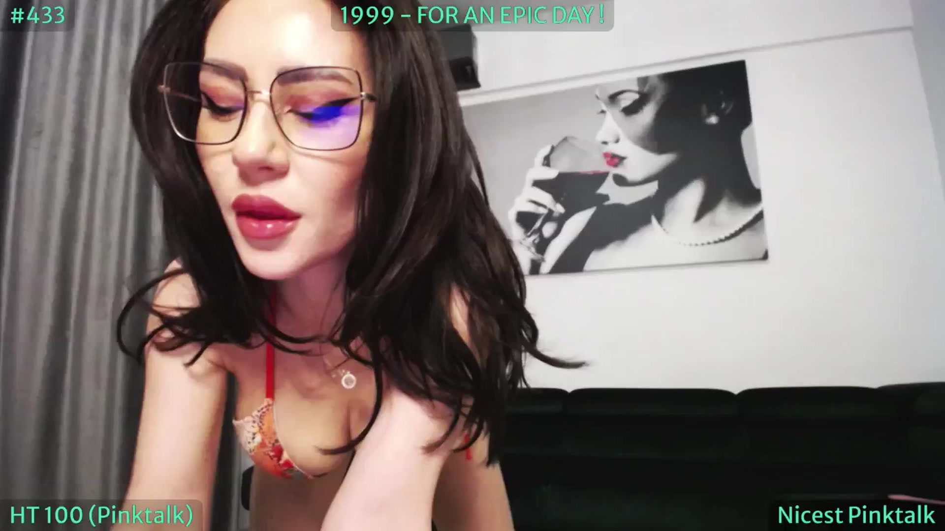 Gallery image thumbnail from SassyCookies's myfreecams stream on, 04/28/2024, 02:04 image 10 of 20