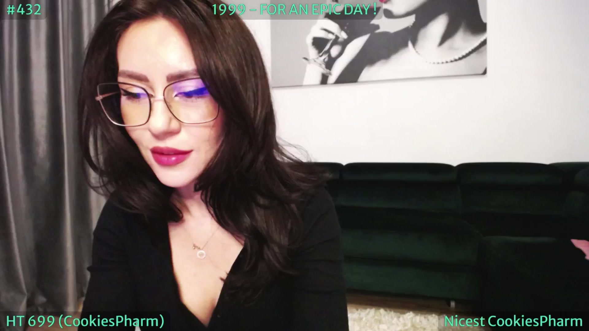 Gallery image thumbnail from SassyCookies's myfreecams stream on, 05/01/2024, 04:39 image 15 of 20