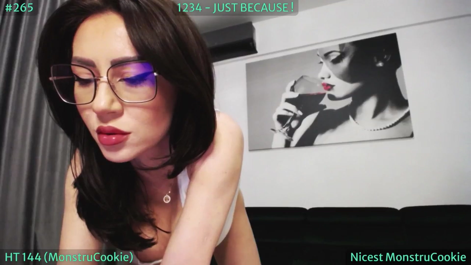 Gallery image thumbnail from SassyCookies's myfreecams stream on, 05/06/2024, 01:16 image 18 of 20