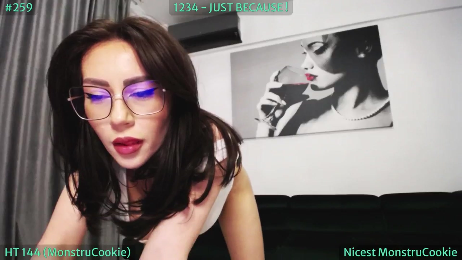 Gallery image thumbnail from SassyCookies's myfreecams stream on, 05/06/2024, 02:15 image 16 of 20