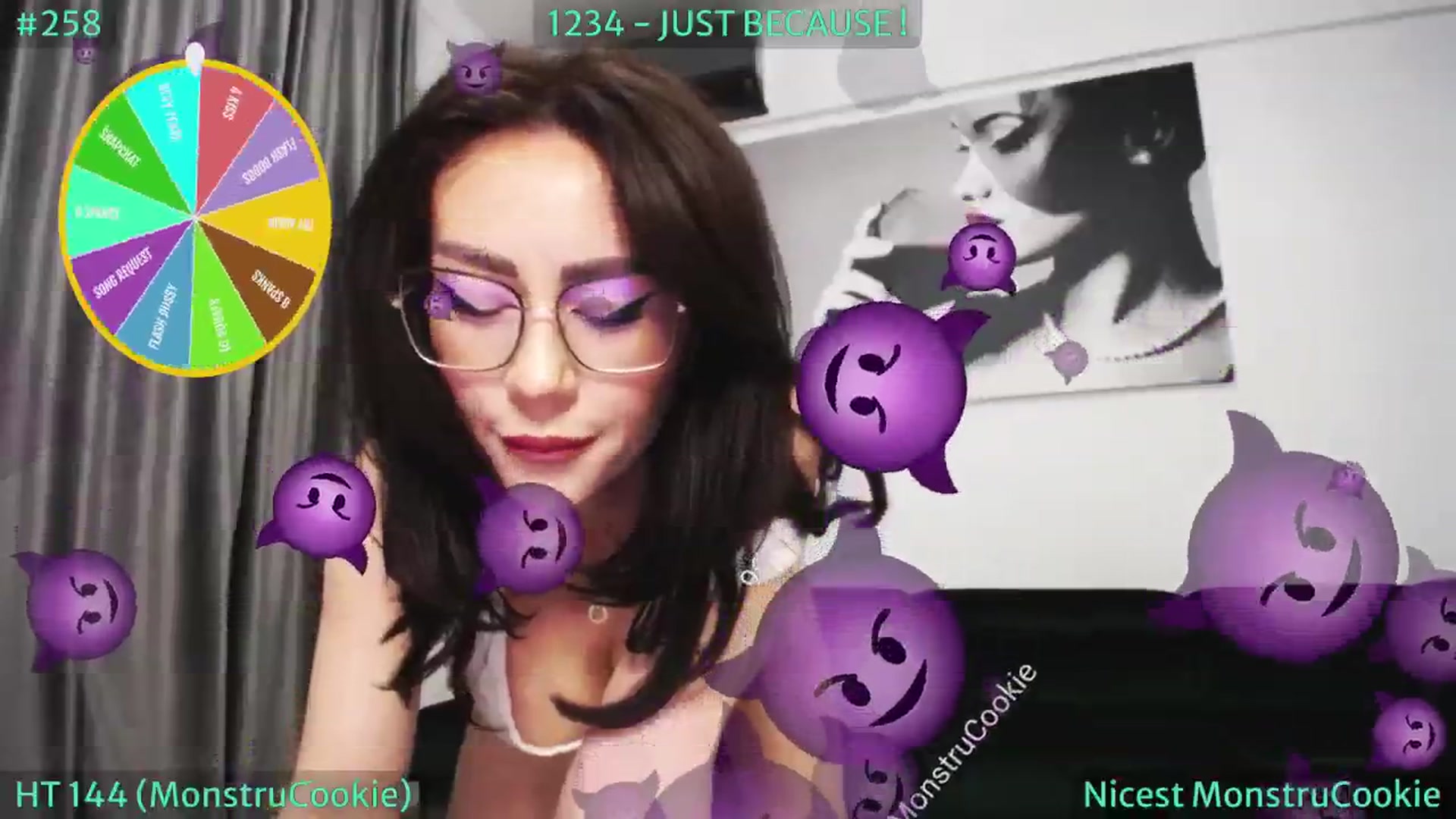 Gallery image thumbnail from SassyCookies's myfreecams stream on, 05/06/2024, 02:15 image 3 of 20