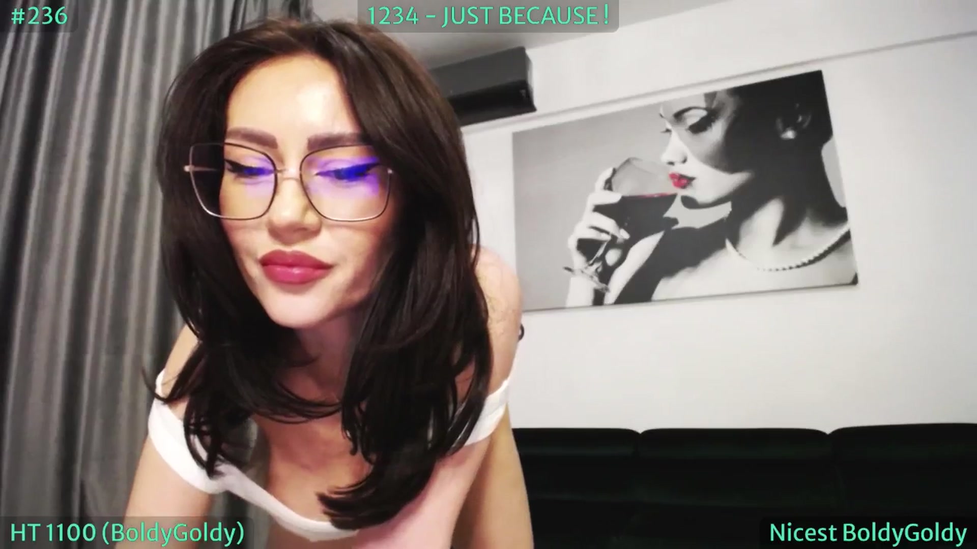 Gallery image thumbnail from SassyCookies's myfreecams stream on, 05/06/2024, 05:07 image 17 of 20