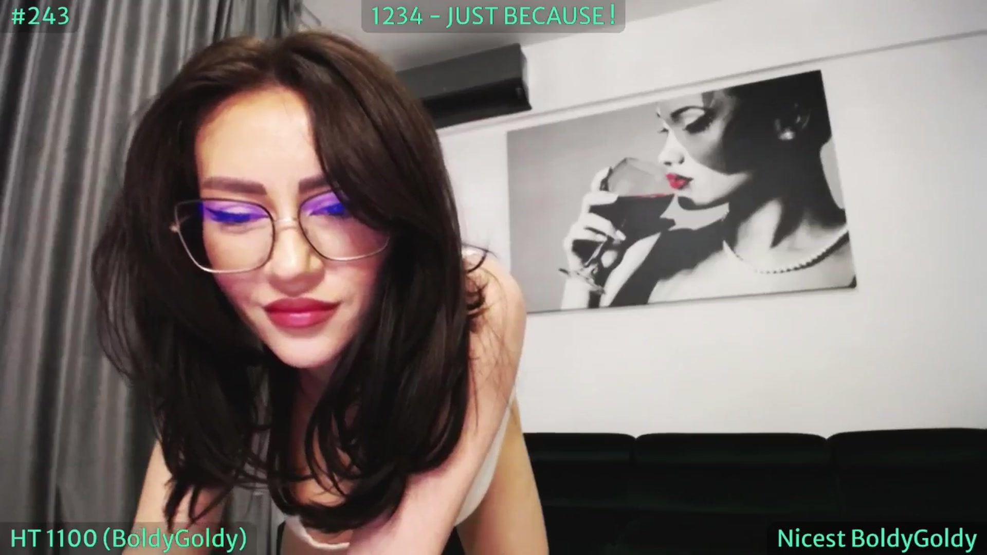Gallery image thumbnail from SassyCookies's myfreecams stream on, 05/06/2024, 05:07 image 4 of 20