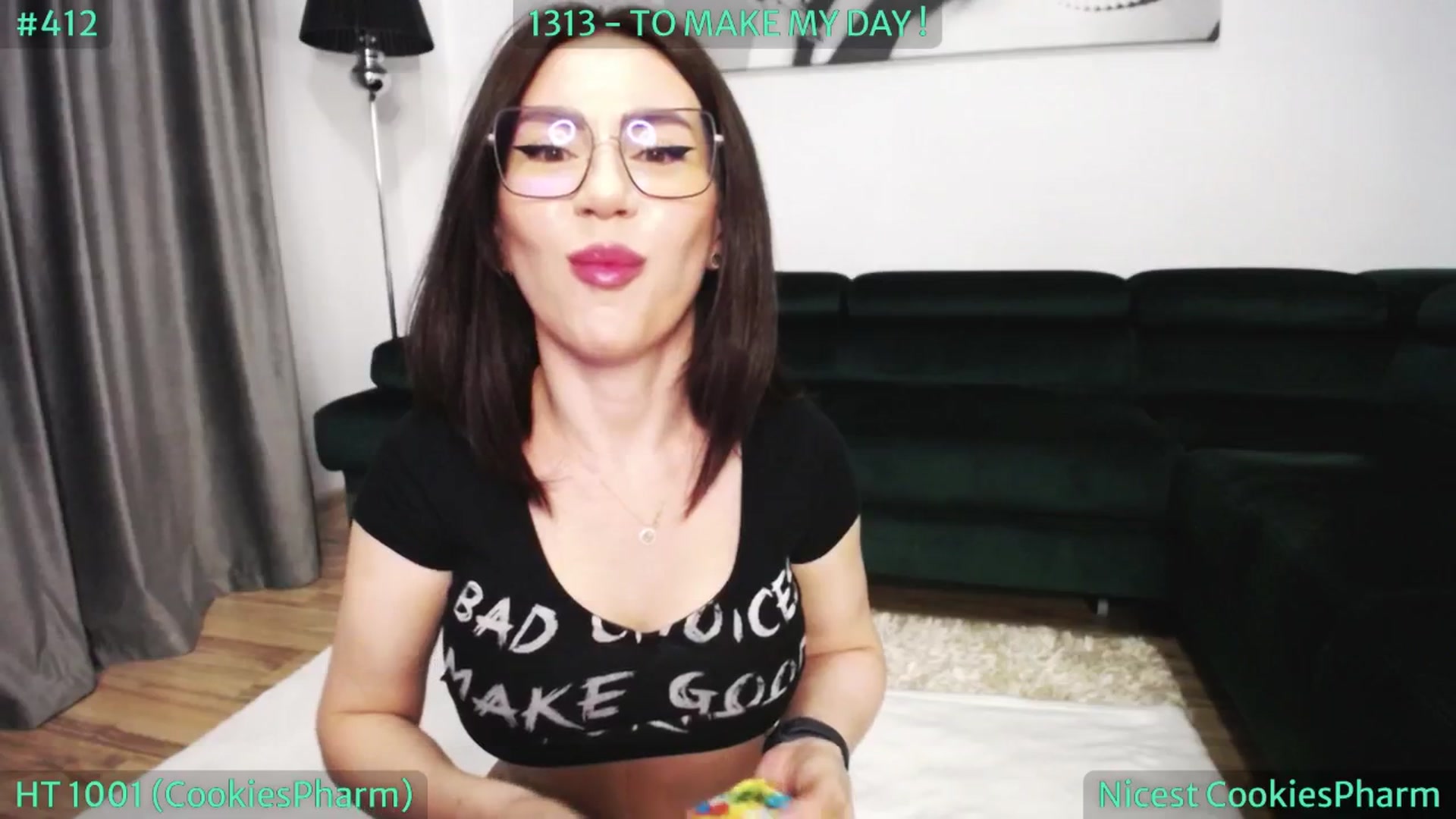 Gallery image thumbnail from SassyCookies's myfreecams stream on, 05/19/2024, 05:33 image 11 of 20