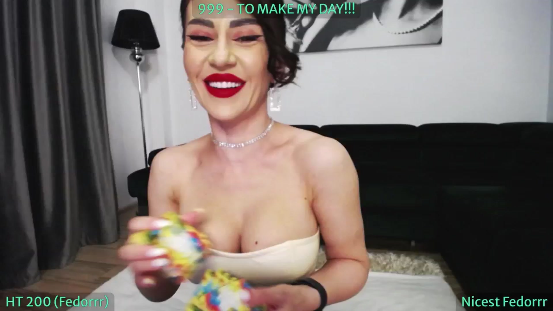 Gallery image thumbnail from SassyCookies's myfreecams stream on, 09/06/2024, 03:22 image 17 of 20