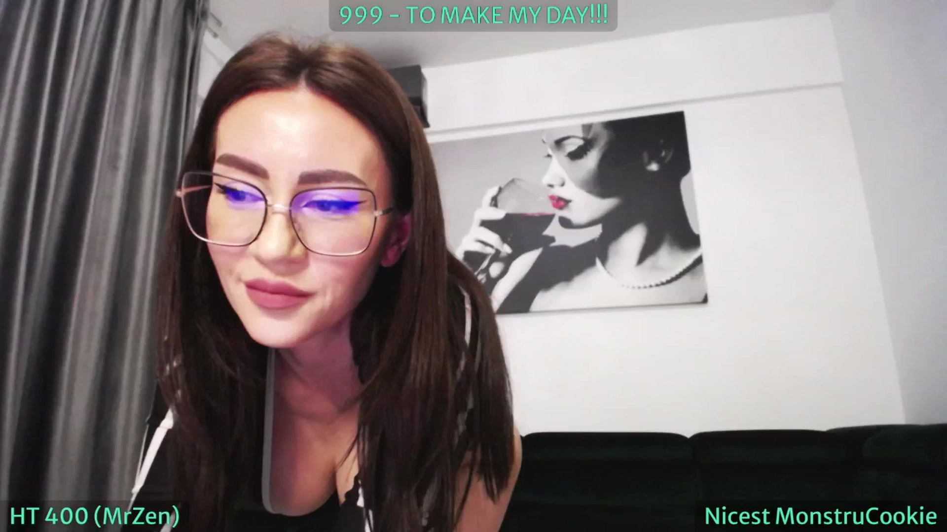 Gallery image thumbnail from SassyCookies's myfreecams stream on, 09/18/2024, 05:51 image 10 of 20