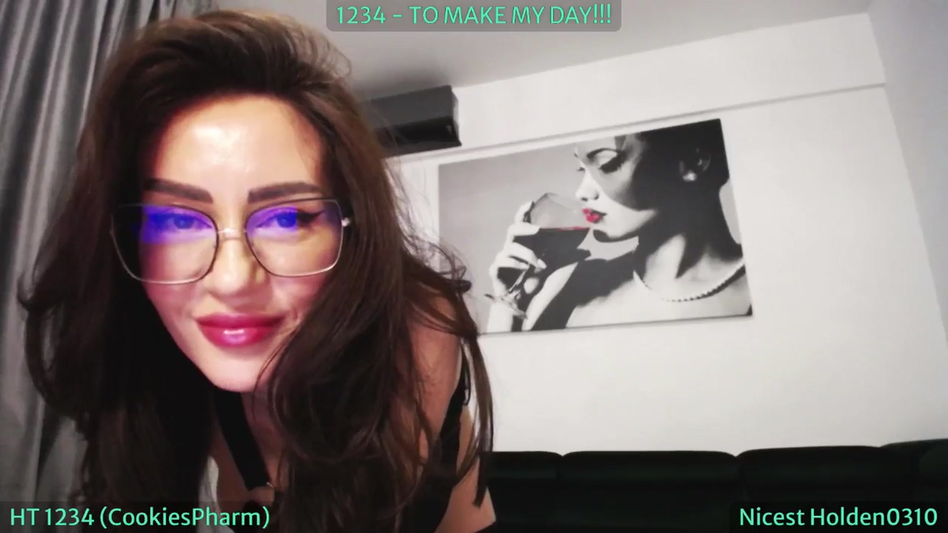 Gallery image thumbnail from SassyCookies's myfreecams stream on, 10/13/2024, 01:43 image 8 of 20