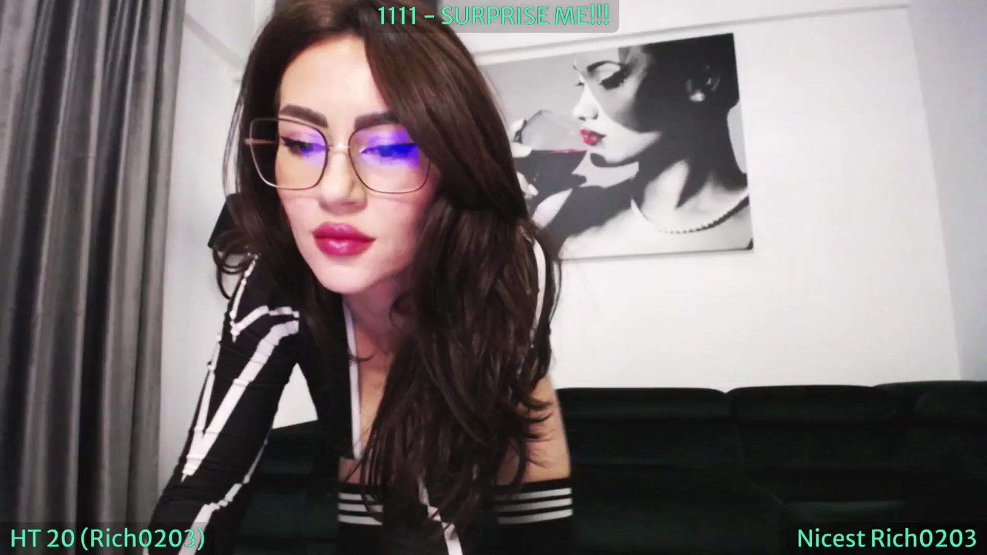 Gallery image thumbnail from SassyCookies's myfreecams stream on, 11/17/2024, 02:56 image 15 of 20