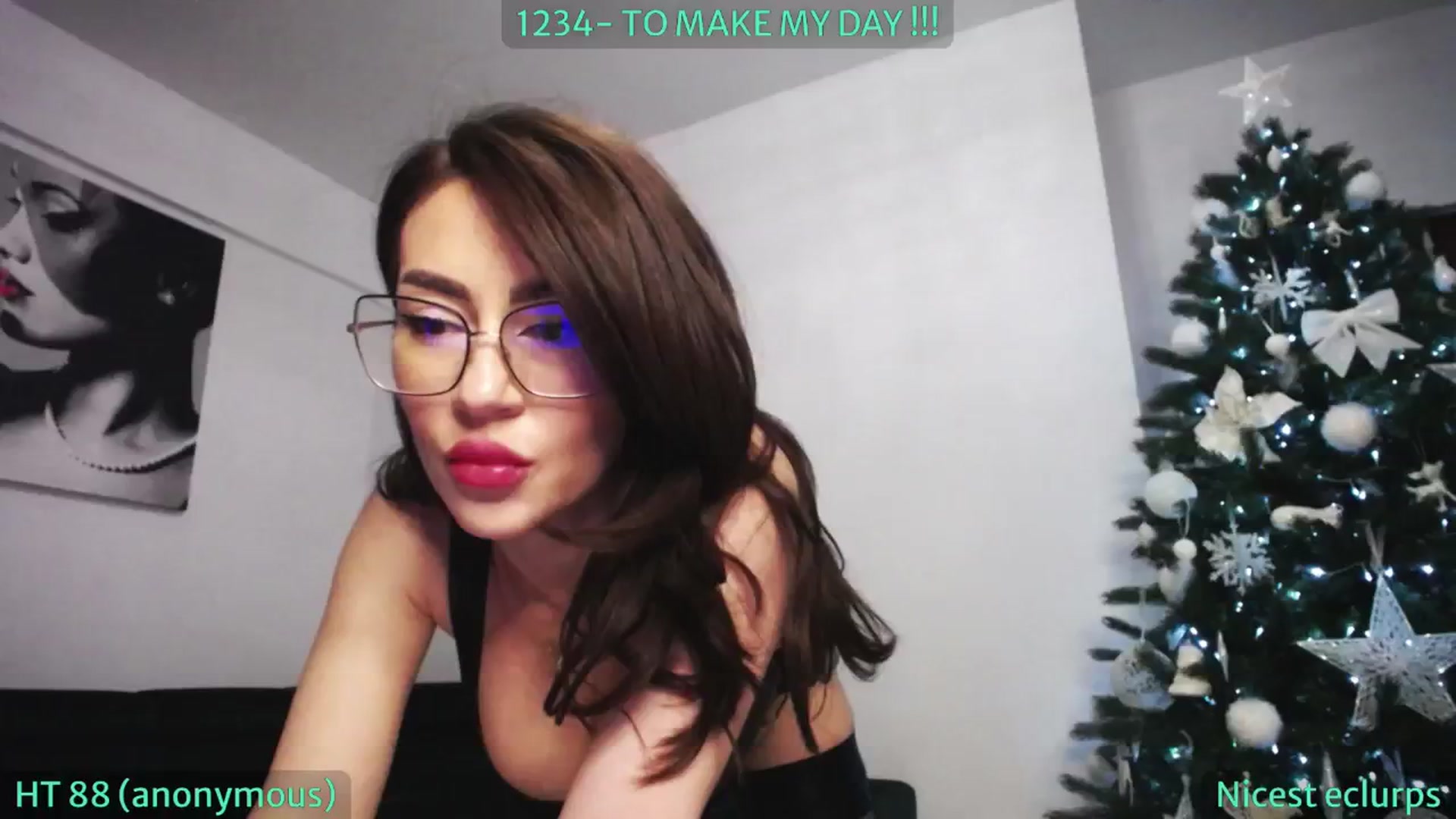 Gallery image thumbnail from SassyCookies's myfreecams stream on, 12/16/2024, 24:01 image 18 of 20