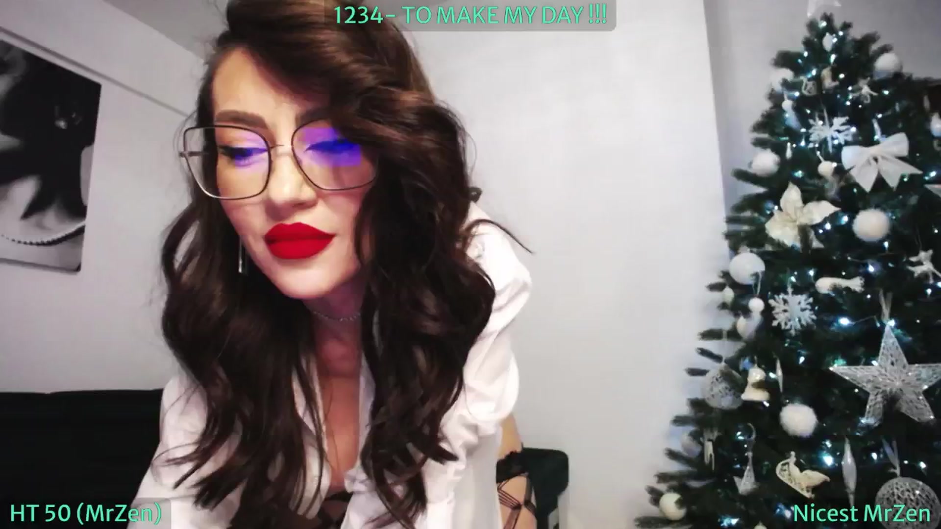Gallery image thumbnail from SassyCookies's myfreecams stream on, 12/20/2024, 06:30 image 1 of 20
