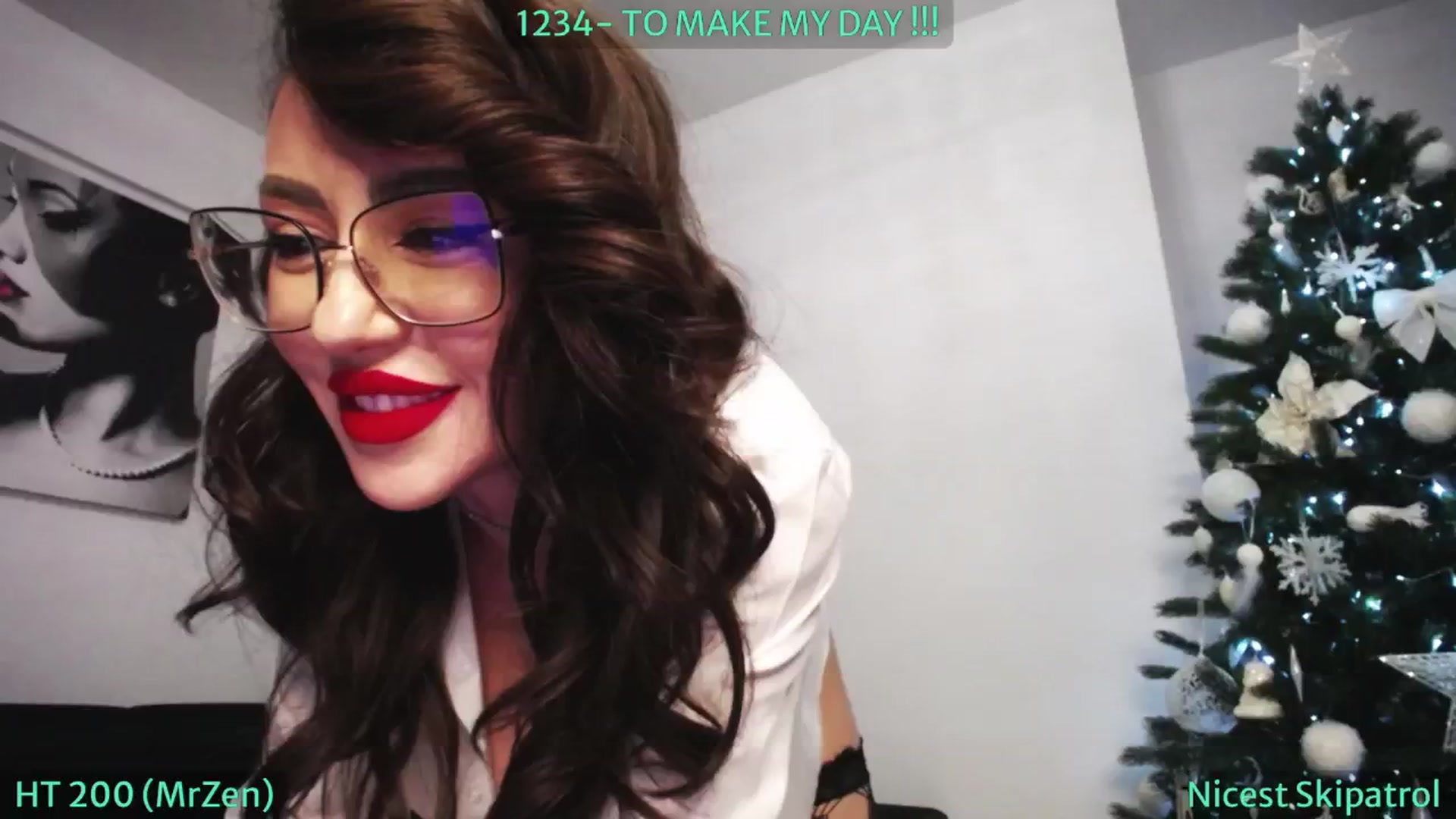 Gallery image thumbnail from SassyCookies's myfreecams stream on, 12/20/2024, 06:30 image 14 of 20