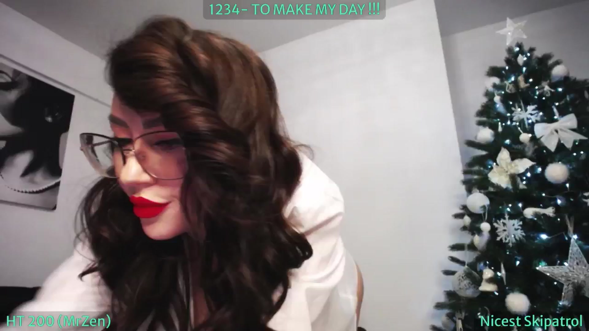 Gallery image thumbnail from SassyCookies's myfreecams stream on, 12/20/2024, 06:30 image 13 of 20