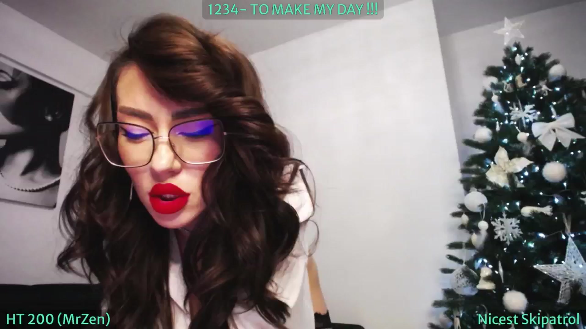 Gallery image thumbnail from SassyCookies's myfreecams stream on, 12/20/2024, 06:30 image 11 of 20