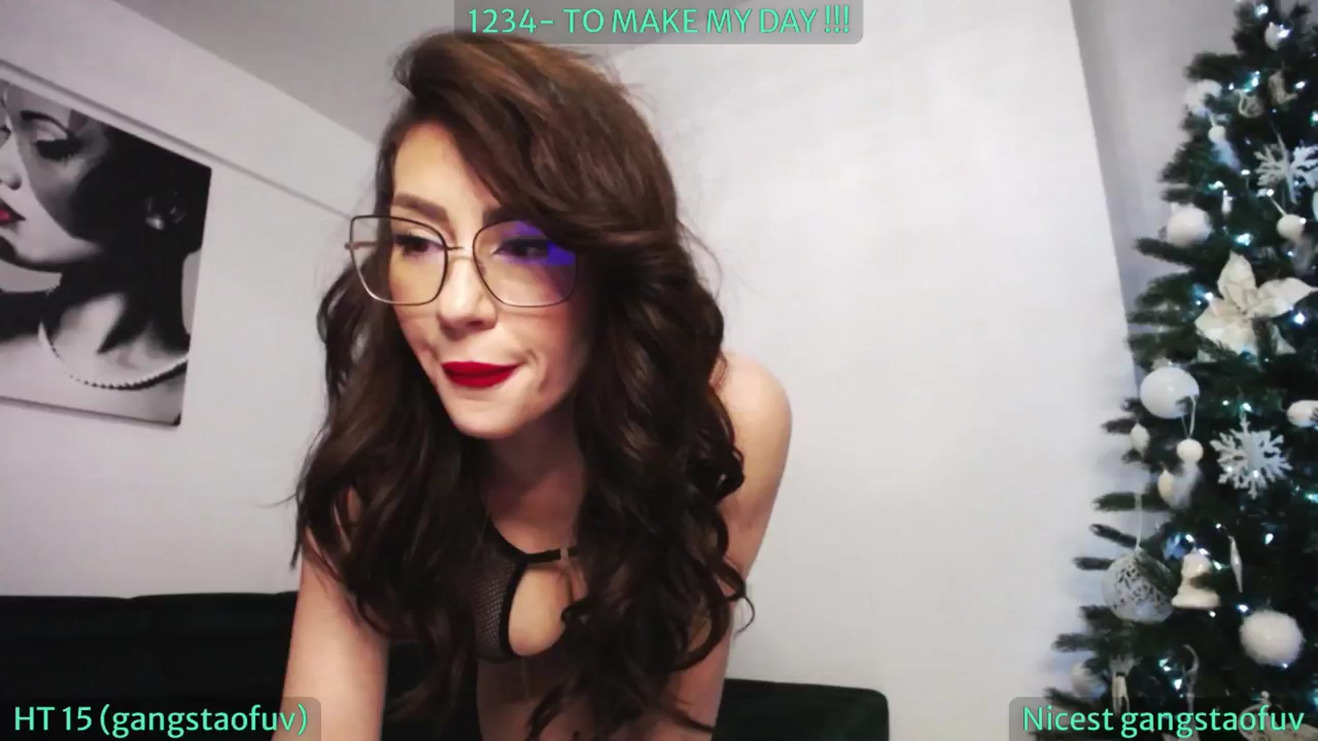 Gallery image thumbnail from SassyCookies's myfreecams stream on, 12/22/2024, 02:14 image 5 of 20