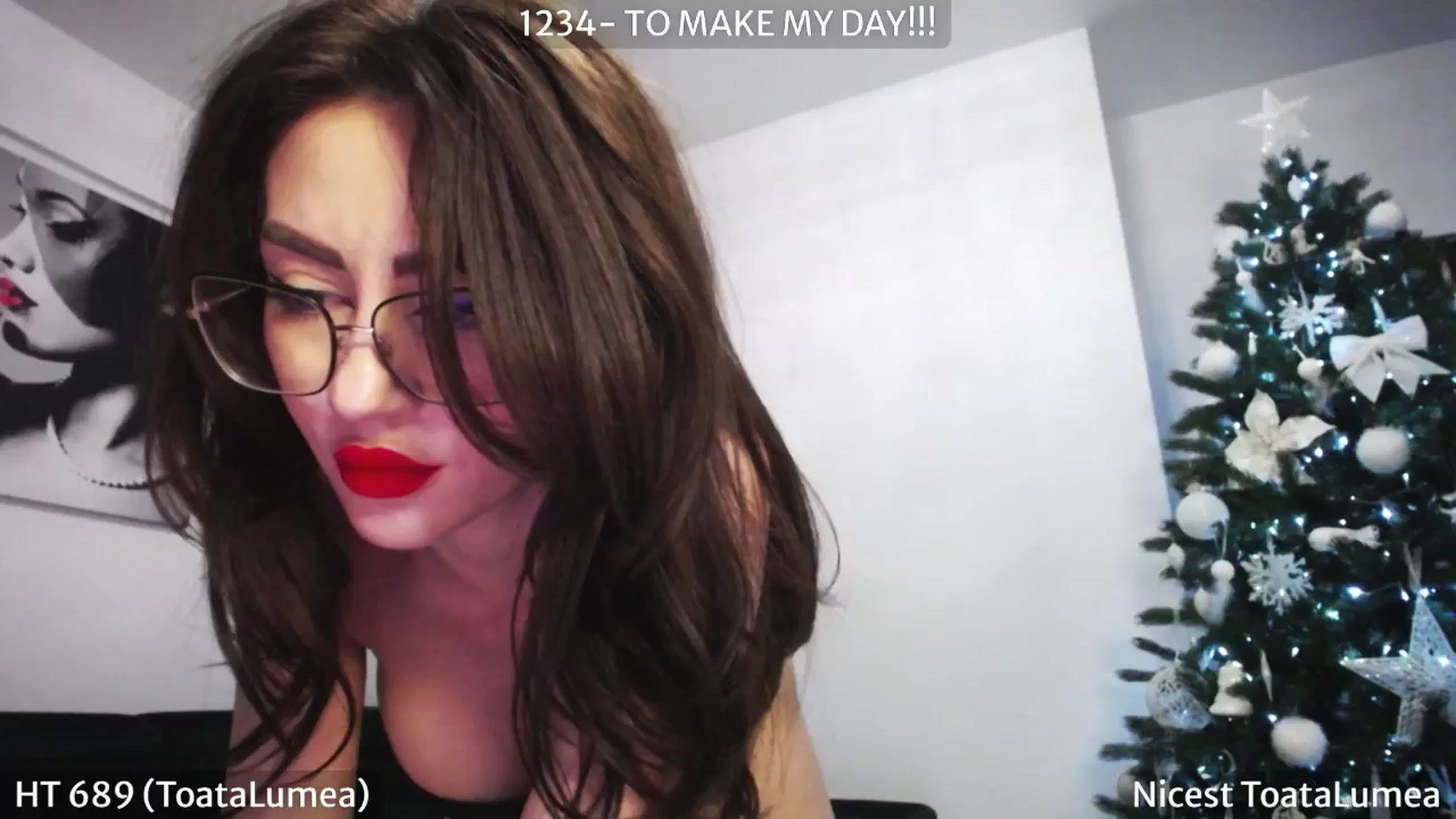 Gallery image thumbnail from SassyCookies's myfreecams stream on, 01/04/2025, 03:39 image 5 of 20