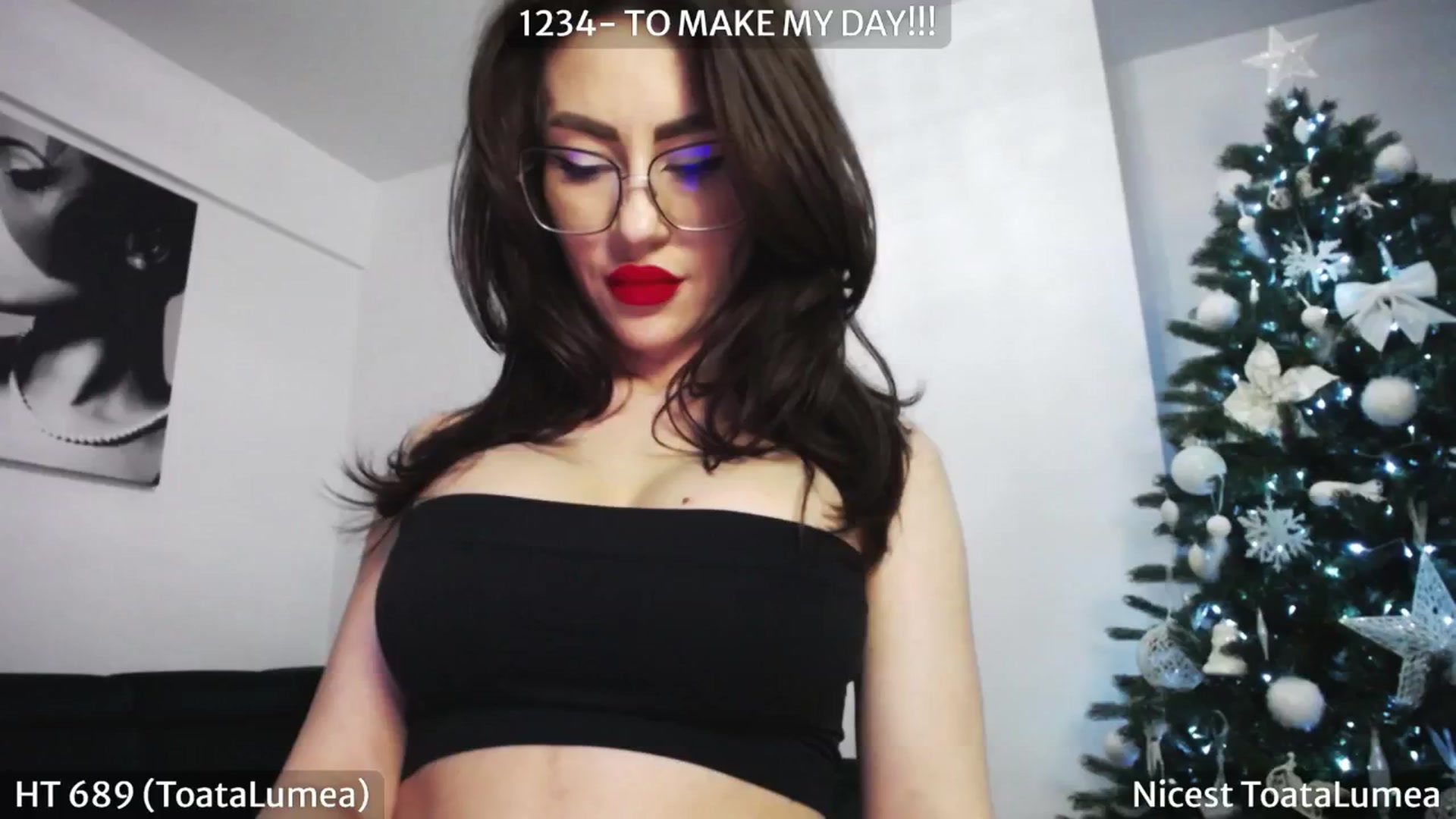 Gallery image thumbnail from SassyCookies's myfreecams stream on, 01/04/2025, 03:39 image 3 of 20
