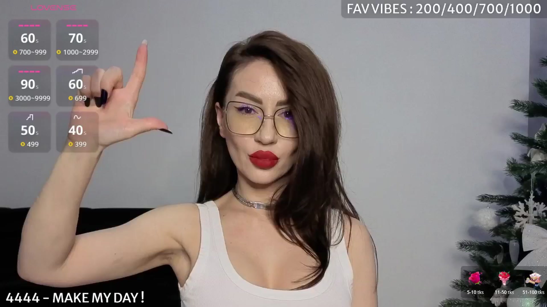 Gallery image thumbnail from SassyCookies's myfreecams stream on, 12/05/2025, 02:43 image 1 of 20
