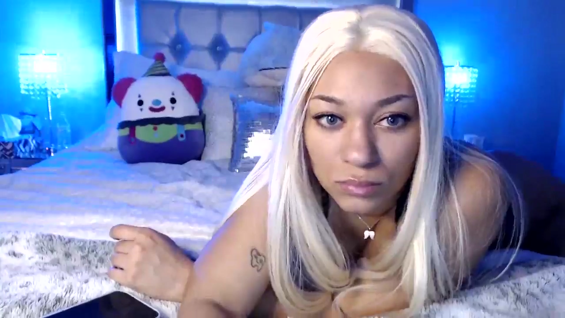 Gallery image thumbnail from SassyDolphin's myfreecams stream on, 09/17/2025, 10:41 image 10 of 20