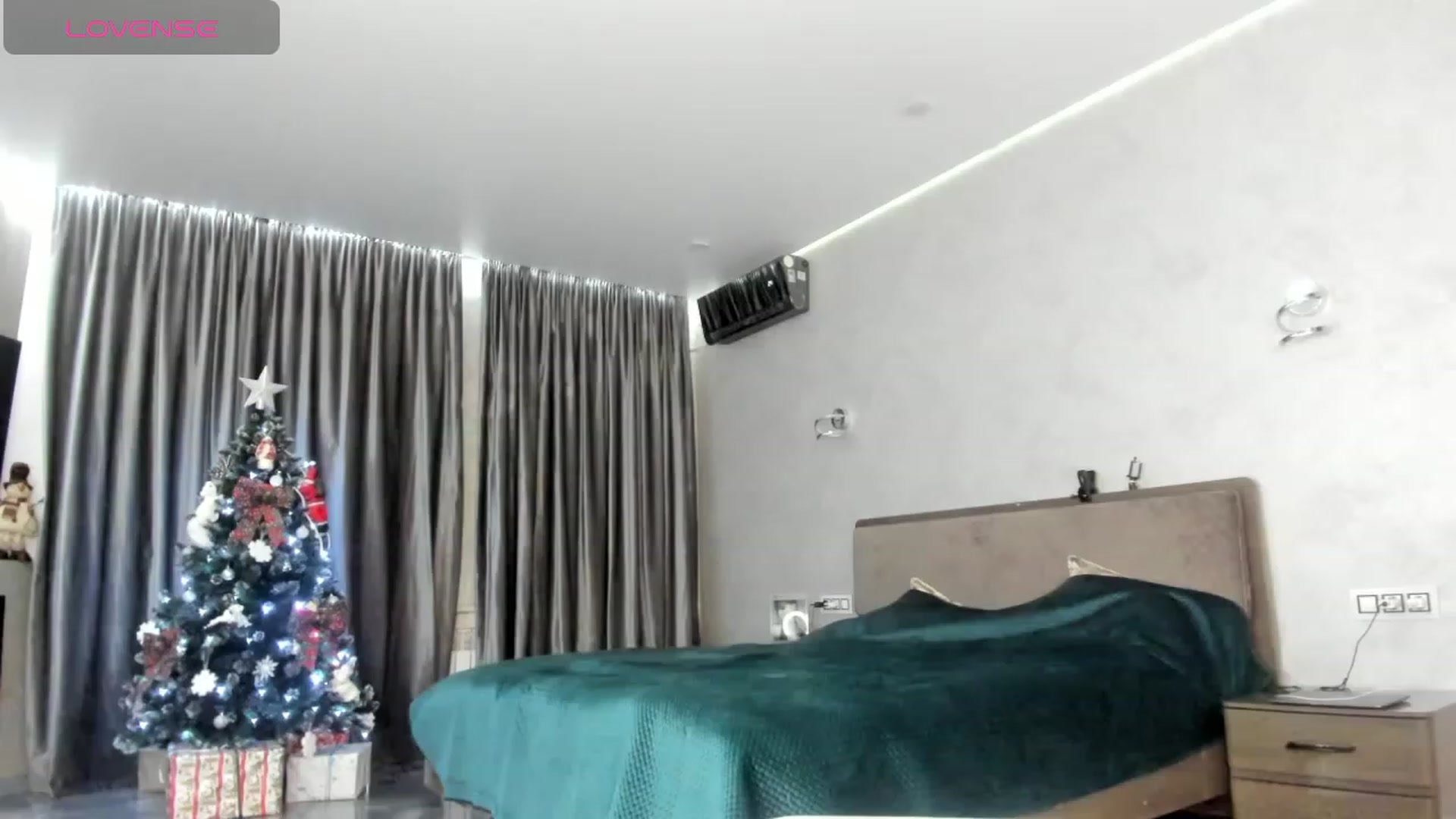 Gallery image thumbnail from SassyK's myfreecams stream on, 12/27/2023, 21:51 image 5 of 20